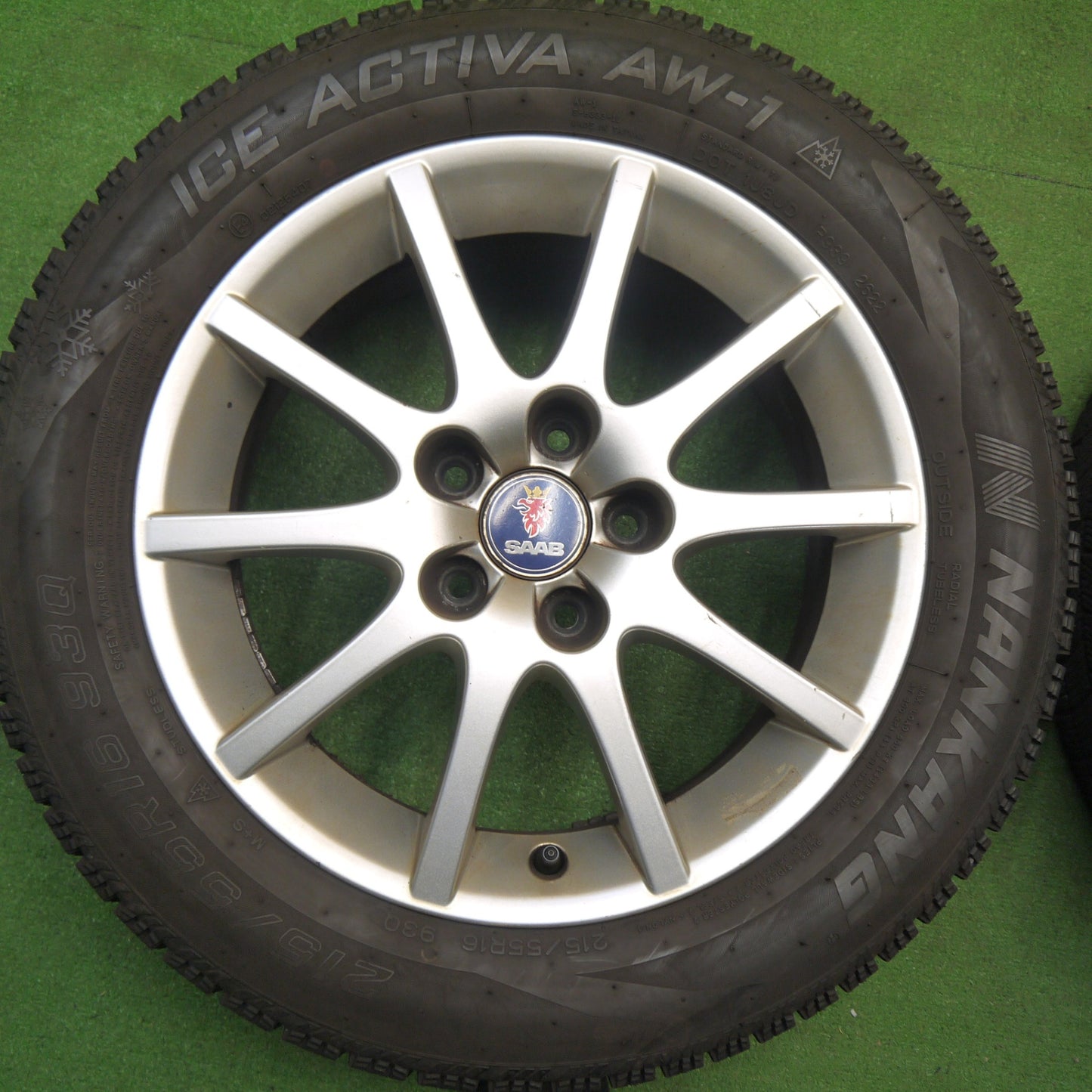 バリ溝！22年！9.5分★SAAB サーブ 9-3 純正 215/55R16 スタッドレス ナンカン アイス アクティバ AW-1 16インチ PCD110/5H★5122208Hス