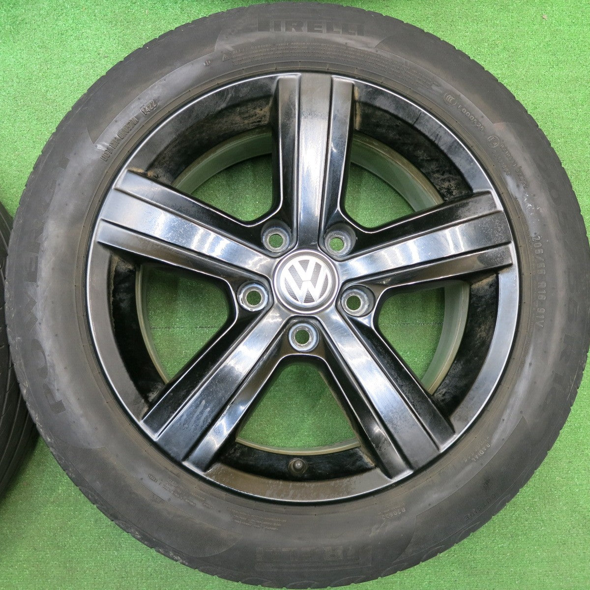 4本価格！22年★ワーゲン ゴルフ 純正 205/55R16 ピレリ POWERGY パワジー 16インチ PCD112/5H★6010501AKノ