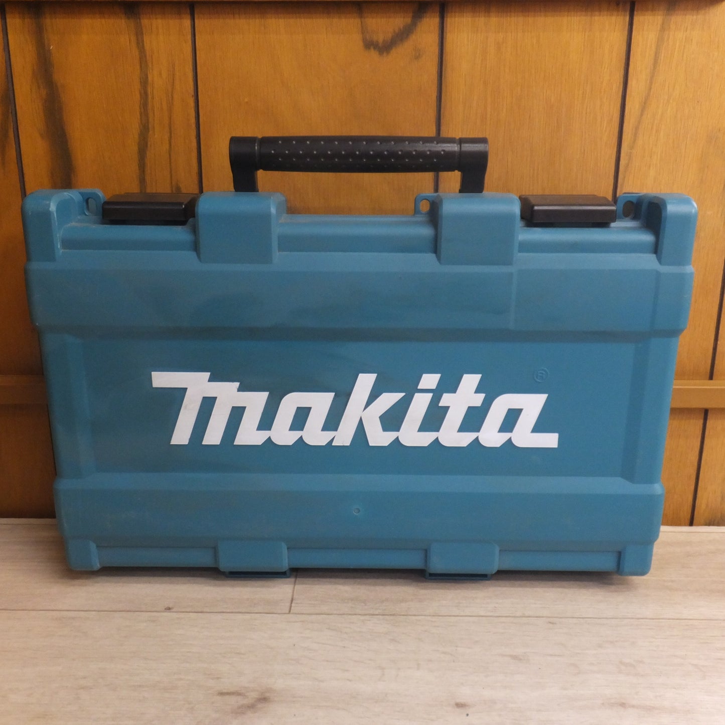 [送料無料] 美品★マキタ makita 35mm 充電式面木釘打 FN350DRG 18V 本体のみ★