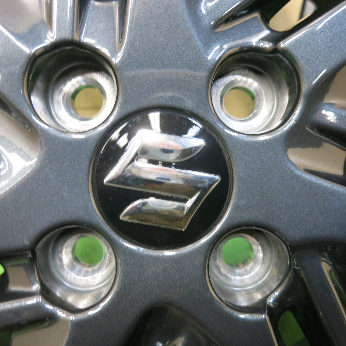 [送料無料] 新車外し★スズキ ソリオ ハイブリッド ＳＺ 純正 ホイール 15インチ 15×5J PCD100/4H★5030714SYホ