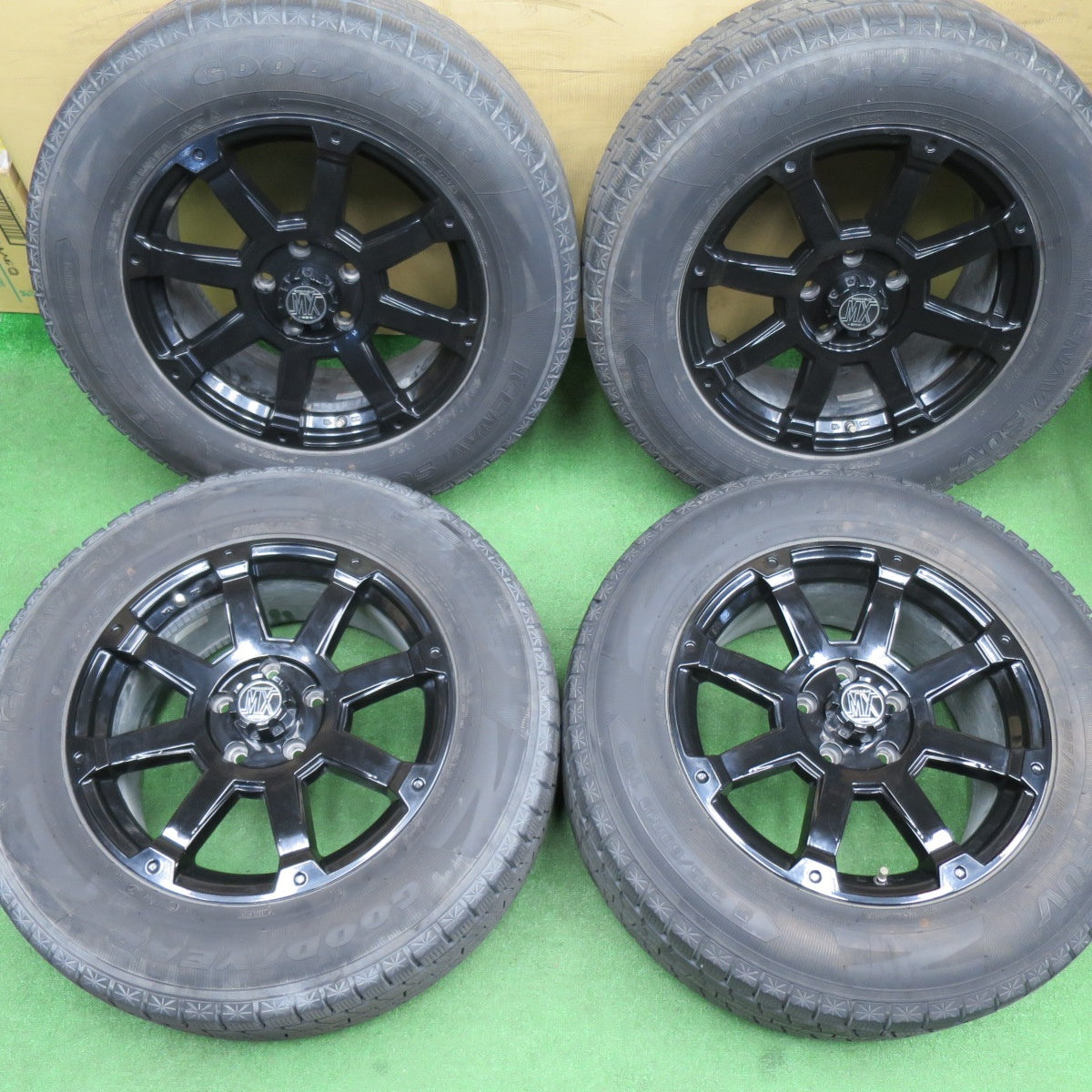 バリ溝！22年！9.5分★ジープ 等 ROCK KELLY MX 632 LOXARNY 265/60R18 スタッドレス グッドイヤー アイスナビ SUV ロックケリー ロクサーニ 18インチ PCD127/5H★6031502NKス