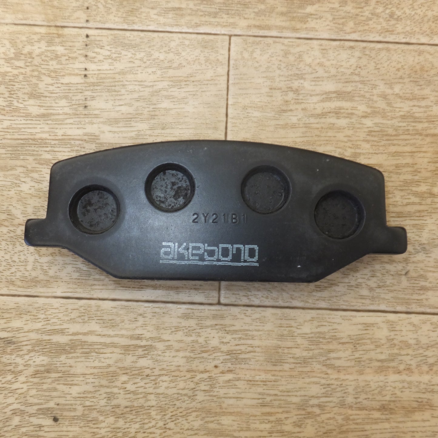 [送料無料] 未使用★曙ブレーキ工業 akebono フロント ブレーキパッド FRONT PAD AN-129K　マツダ AZオフロード　スズキ ジムニー　など★