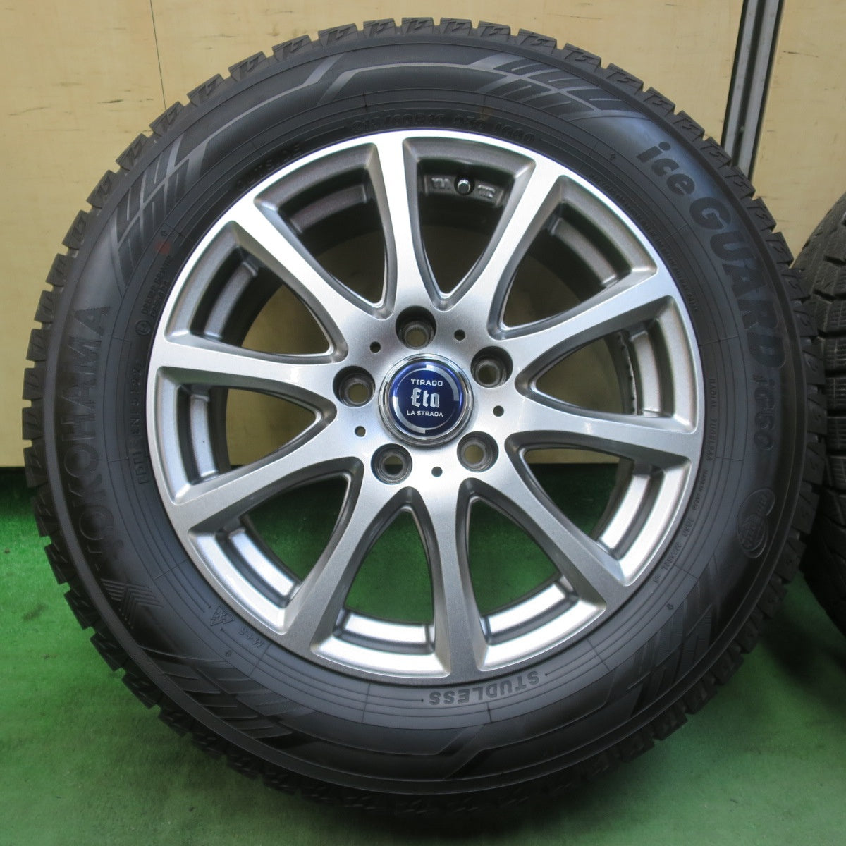 バリ溝！22年！キレイ！9.5分★スタッドレス 215/60R16 ヨコハマ アイスガード iG60 TIRADO Eta LA STRADA ティラード ラストラーダ 15インチ PCD114.3/5H★5122002イス