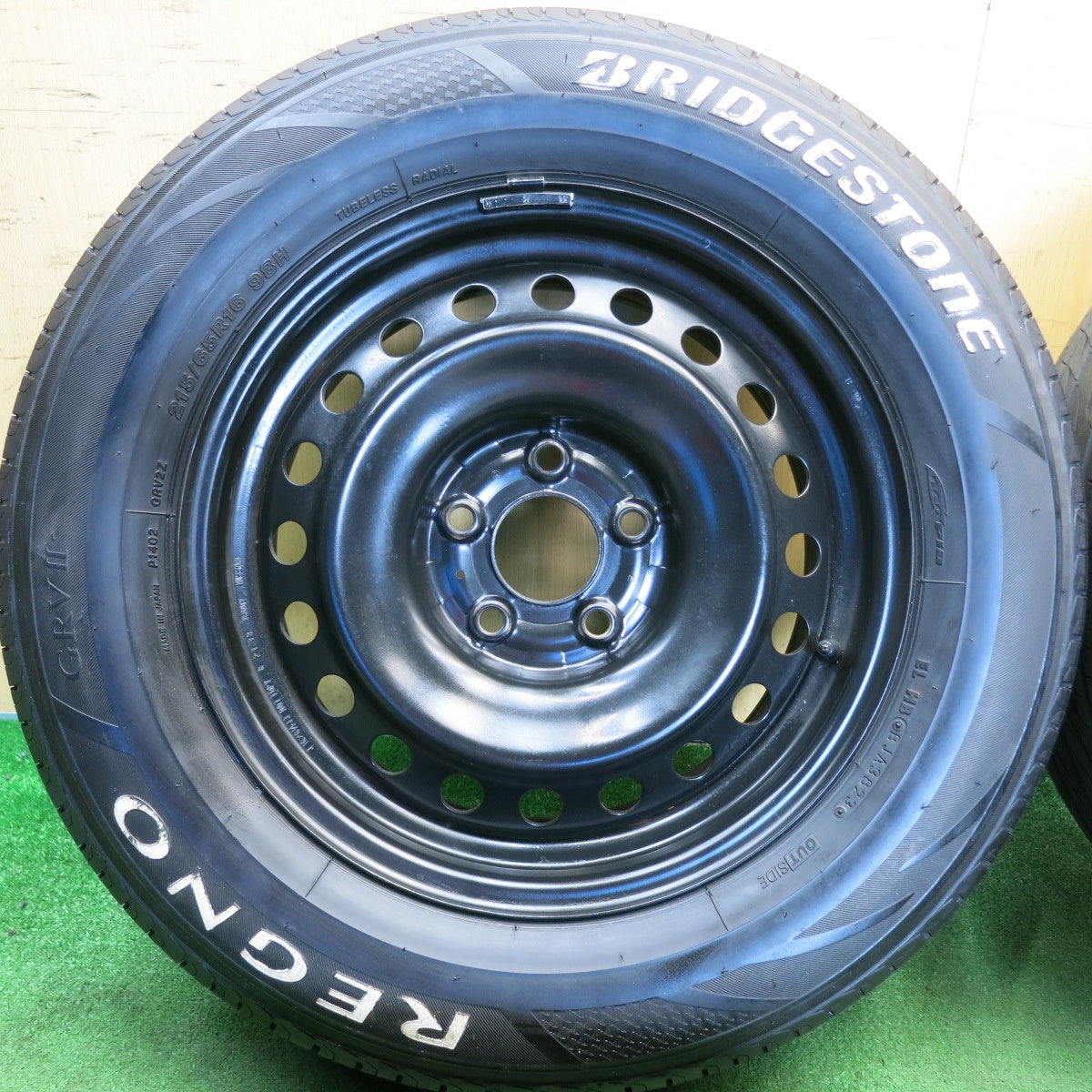 バリ溝！23年！キレイ！9.5分★日産 エクストレイル 純正 スチール 215/65R16 ブリヂストン レグノ GRV2 16インチ PCD114.3/5H★6060407HAノ