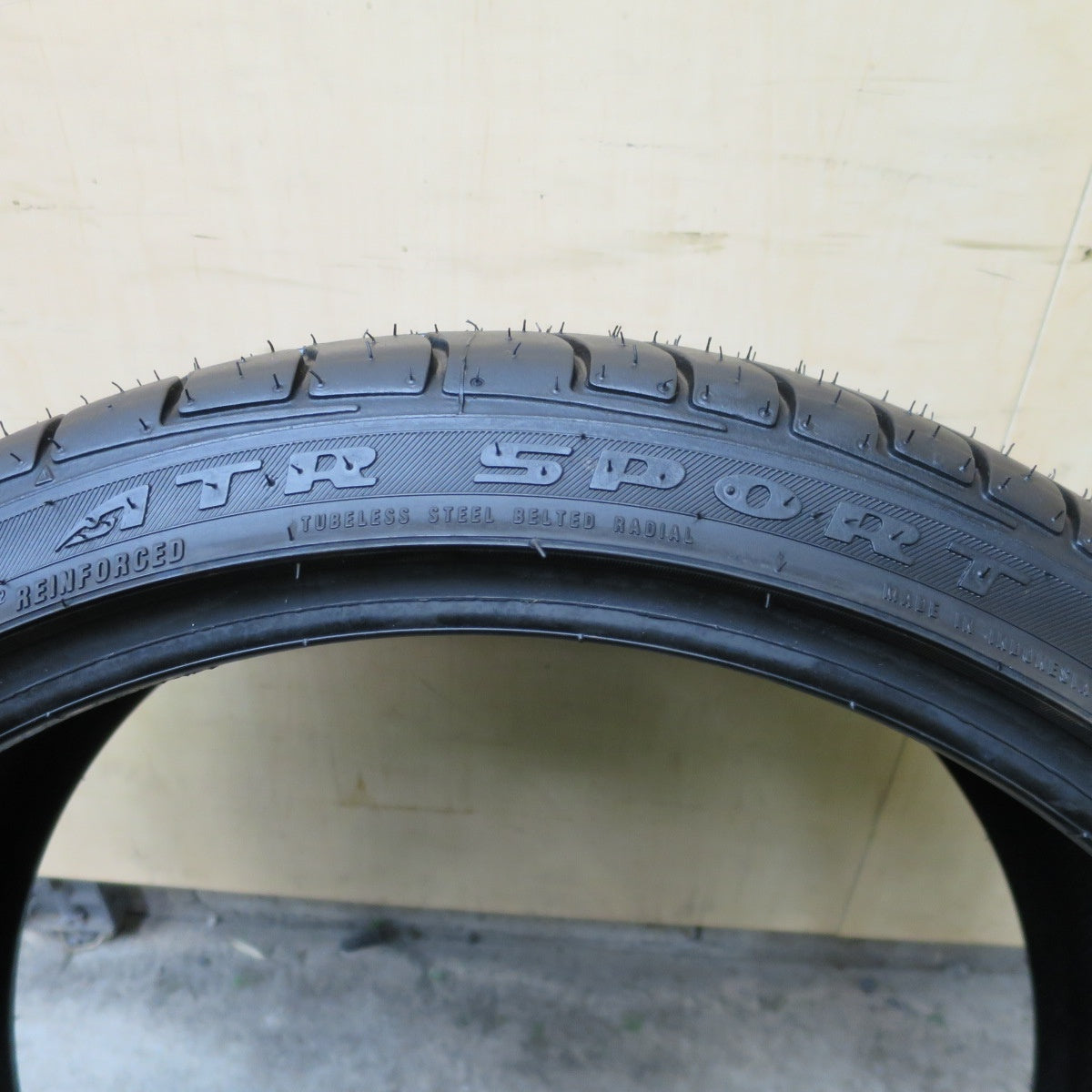 未使用！1本★235/35R19 ATR SPORT ATRスポーツ 19インチ タイヤ アルファード ヴェルファイア エスティマ クラウン オデッセイ 等★6042101ナノタ