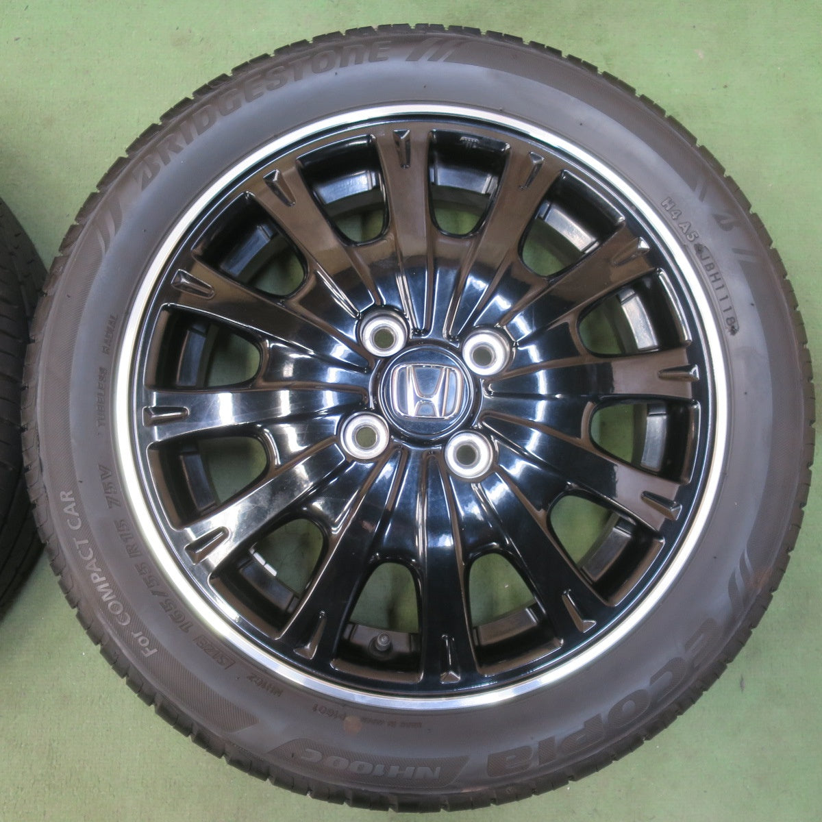 バリ溝！キレイ！8.5分★ホンダ N-BOX カスタム 純正 165/55R15 ブリヂストン エコピア NH100C 15インチ PCD100/4H★6052803イノ