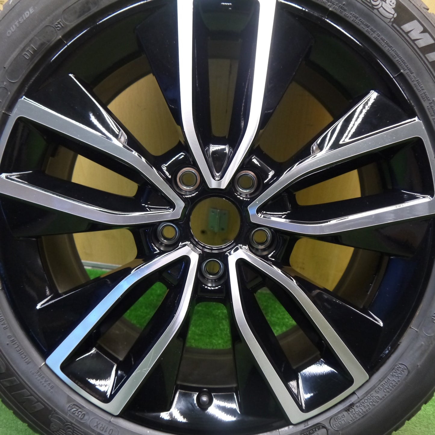 [送料無料] バリ溝！24年！キレイ！9分！1本★ホンダ RV系 ヴェゼル 純正 225/50R18 ミシュラン プライマシー4 18インチ PCD114.3/5H★5040801Hノ