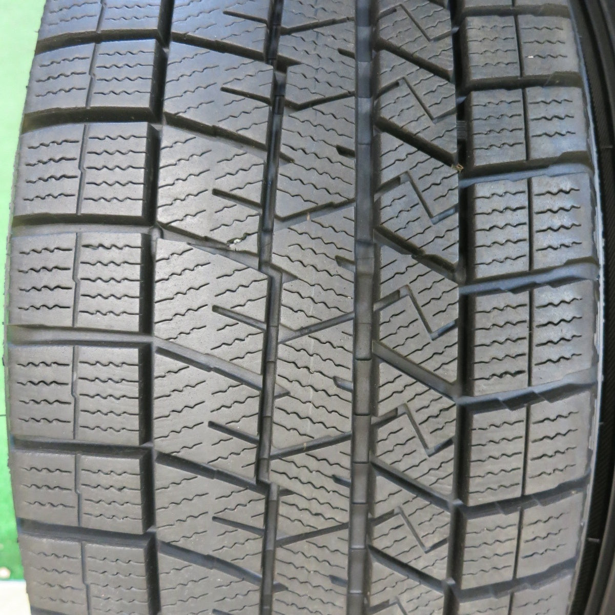 バリ溝！9.5分◎トヨタ プリウスα 純正 205/60R16 スタッドレス ダンロップ ウインターマックス 03 16インチ PCD114.3/5H◎6081602HAス