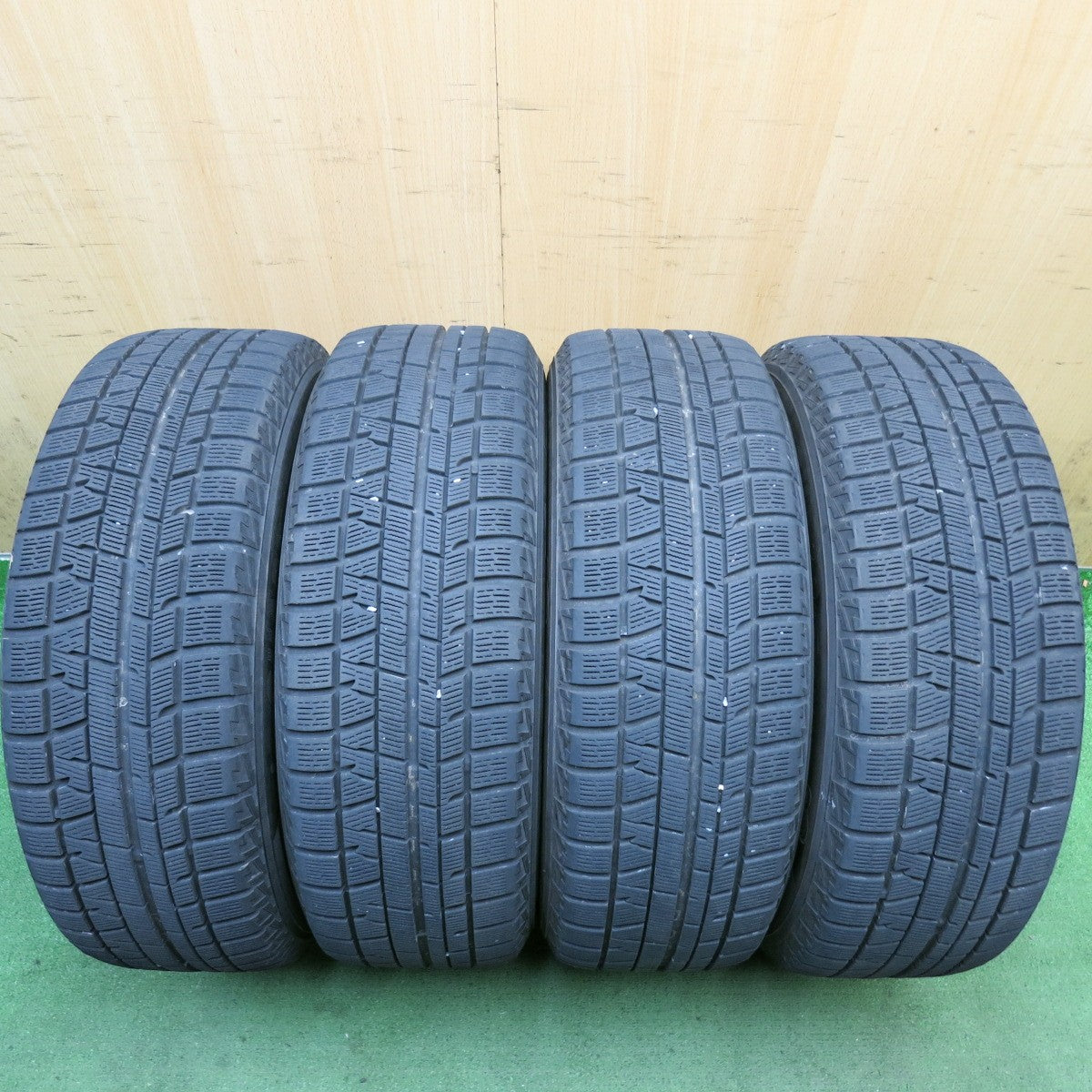 バリ溝！キレイ！8.5分◎スタッドレス 215/60R16 ヨコハマ アイスガード iG50 プラス SCHNEIDER ATECH シュナイダー 16インチ PCD114.3/5H◎6091306HAス