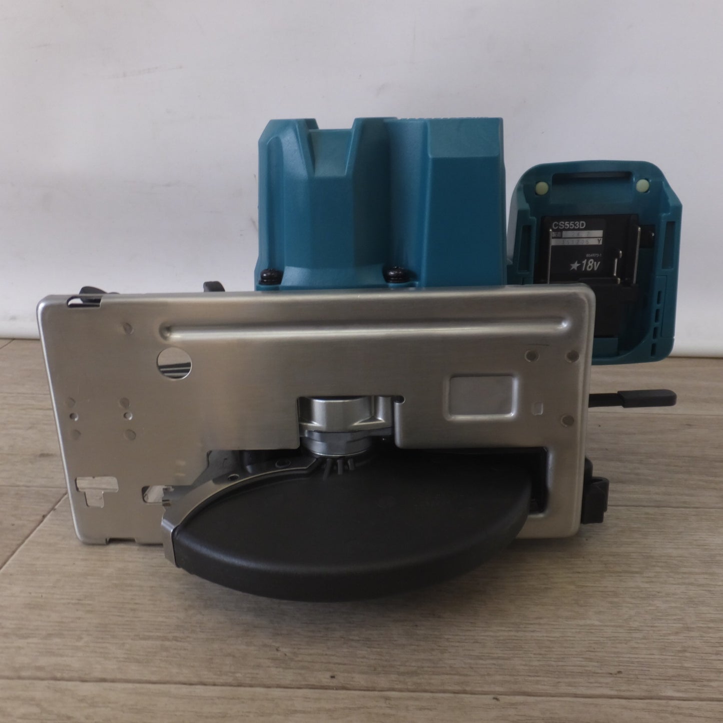 [送料無料] 美品★マキタ makita 150mm 充電式チップソーカッタ CS553DZS 18V　バッテリ 充電器 別販売★