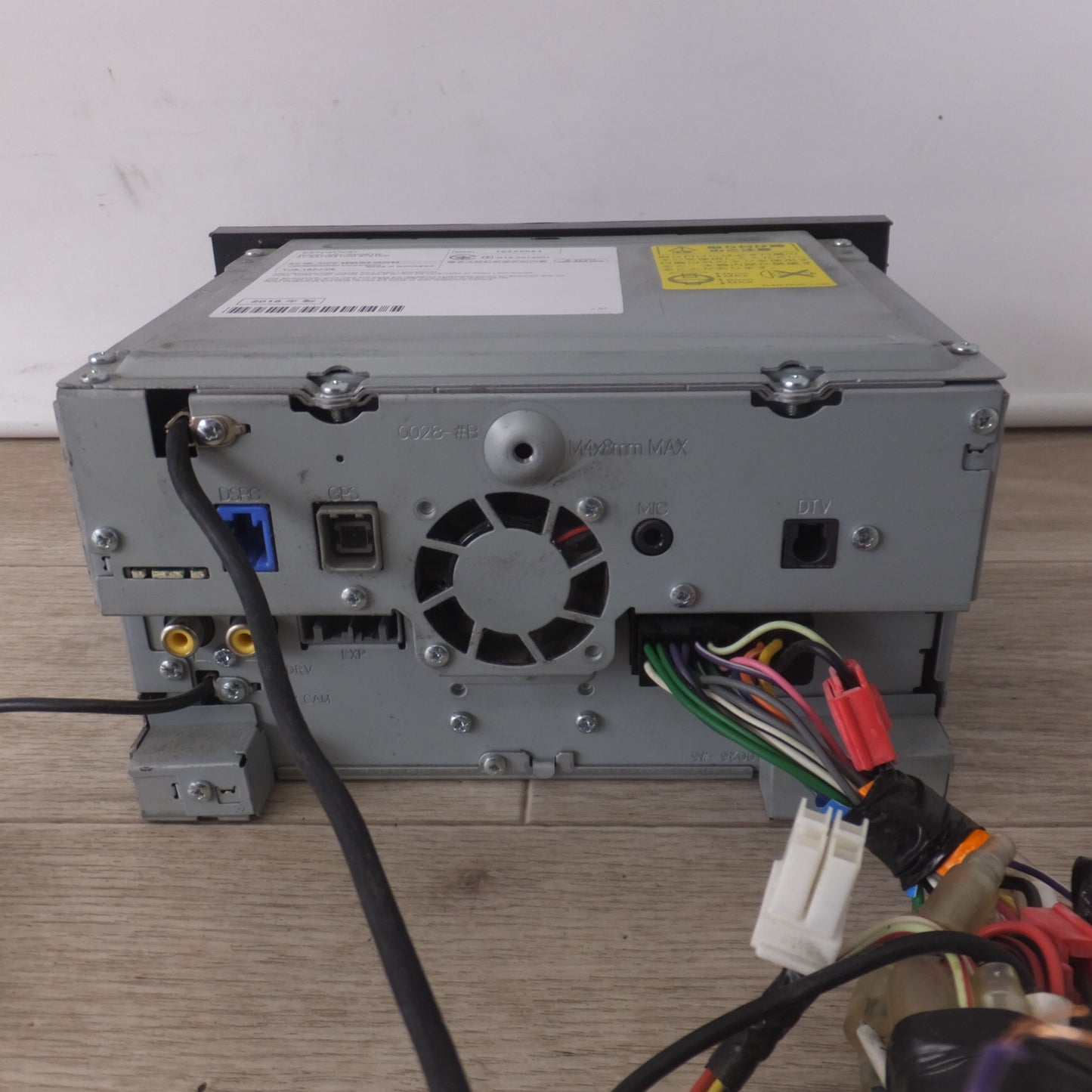 [送料無料] ★ケンウッド KENWOOD メモリーナビゲーション MDV-D405BTW(3)★