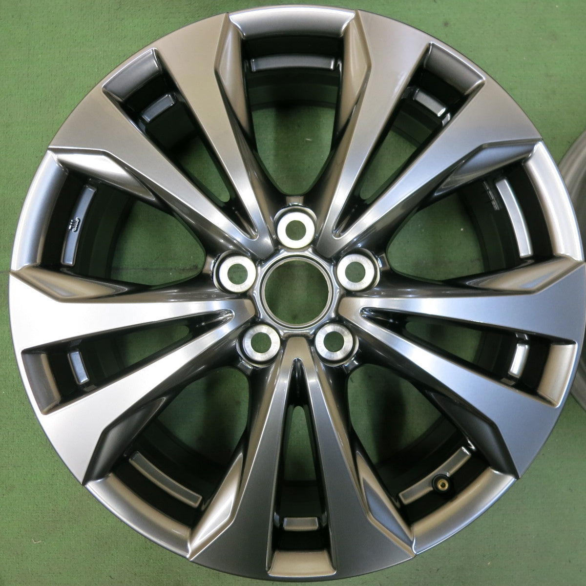 新車外し★レクサス UX Fスポーツ 純正 ホイール 18インチ 18×7J PCD114.3/5H★5072303SYホ