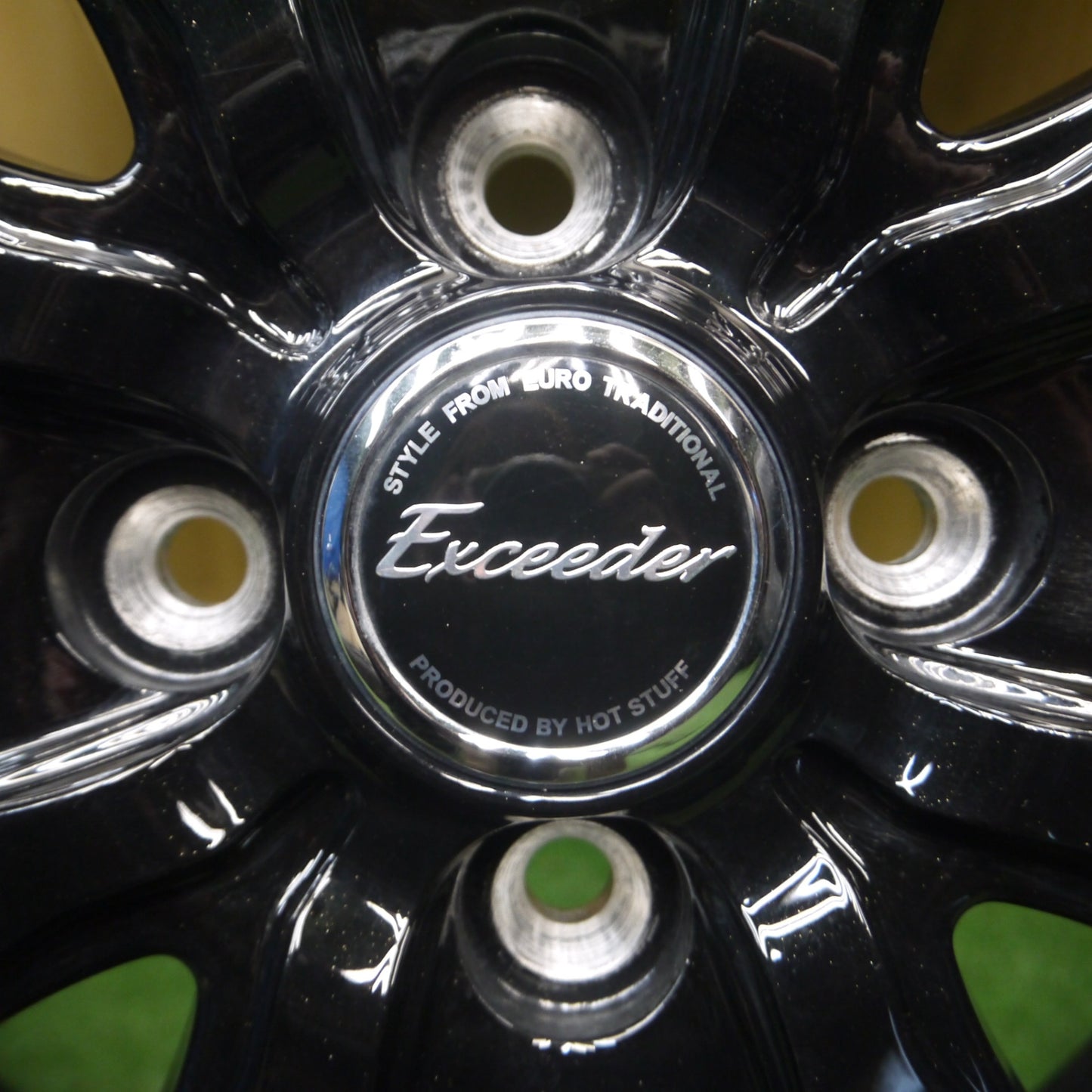 *送料無料* バリ溝！23年！綺麗！9.5分以上★スタッドレス 165/65R15 グッドイヤー アイスナビ7 Exceeder エクシーダー 15インチ PCD100/4H★4061006Hス
