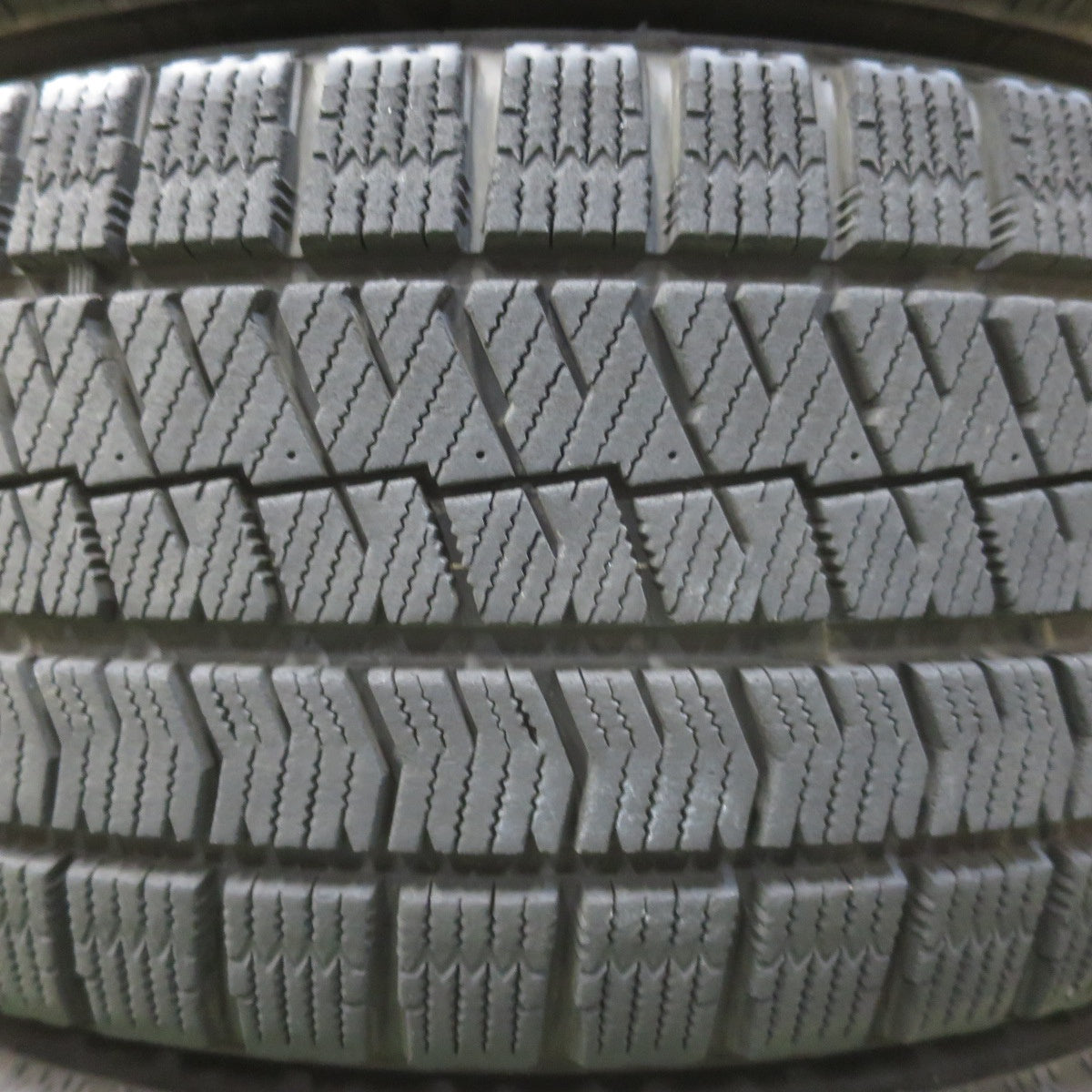バリ溝！22年！キレイ！9.5分☆インプレッサ 等 205/55R16