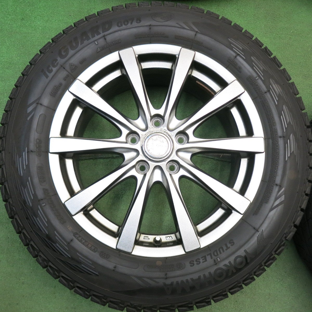 バリ溝！22年！9分◎スタッドレス 225/65R17 ヨコハマ アイスガード G075 GRASS グラス 17インチ PCD114.3/5H◎6073006HAス