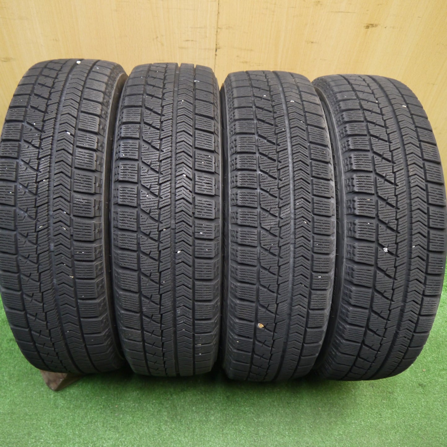キレイ★スタッドレス 155/65R14 ブリヂストン ブリザック VRX MANARAY SPORT マナレイ スポーツ 14インチ PCD100/4H★5111710Hス