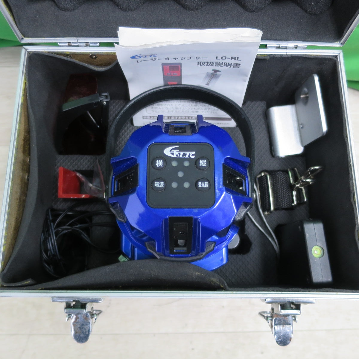 [送料無料] キレイ☆LTC フルライン 高輝度レーザー 墨出し器 LTK-NX910A 受光器付き レーザーキャッチャー ケース 取扱説明書付き☆