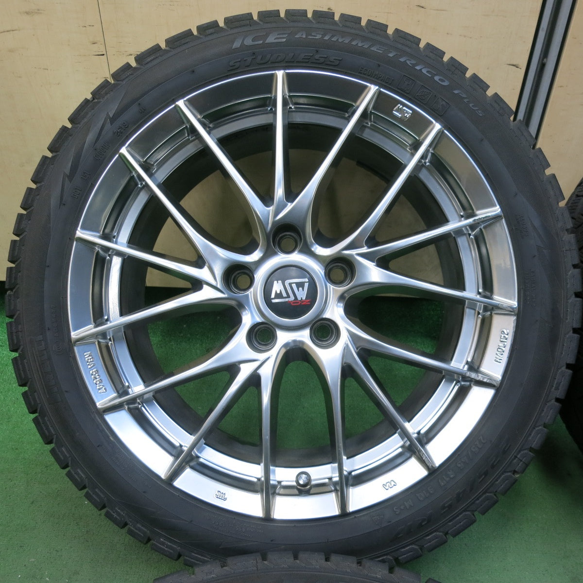 バリ溝！8.5分★BMW 等 MSW 29 O・Z 225/45R17 スタッドレス ピレリ アイスアシンメトリコ プラス OZ 17インチ PCD112/5H★5071810SYス