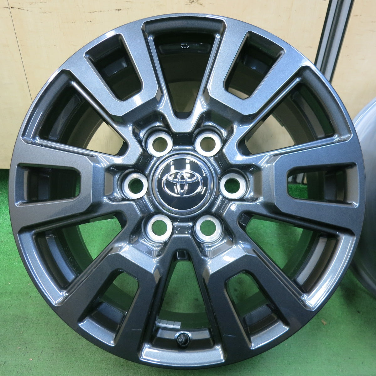 新車外し★トヨタ ランクル 250 VX 純正 ホイール 18インチ 18×7.5J PCD139.7/6H★5062402SYホ