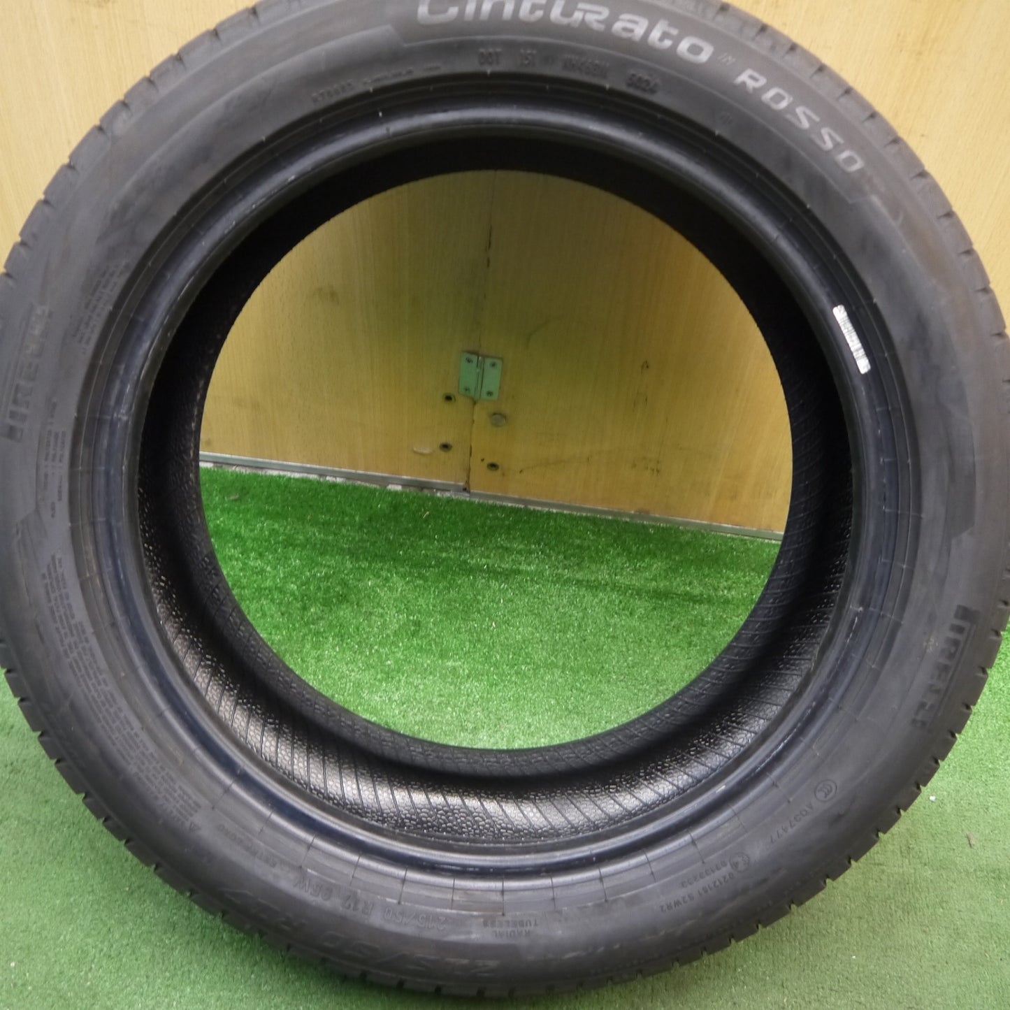 ほぼ未使用！24年！1本★215/50R17 ピレリ Cinturato ROSSO タイヤ 17インチ プリウスα レヴォーグ エクシーガ 等★5060912Hノタ