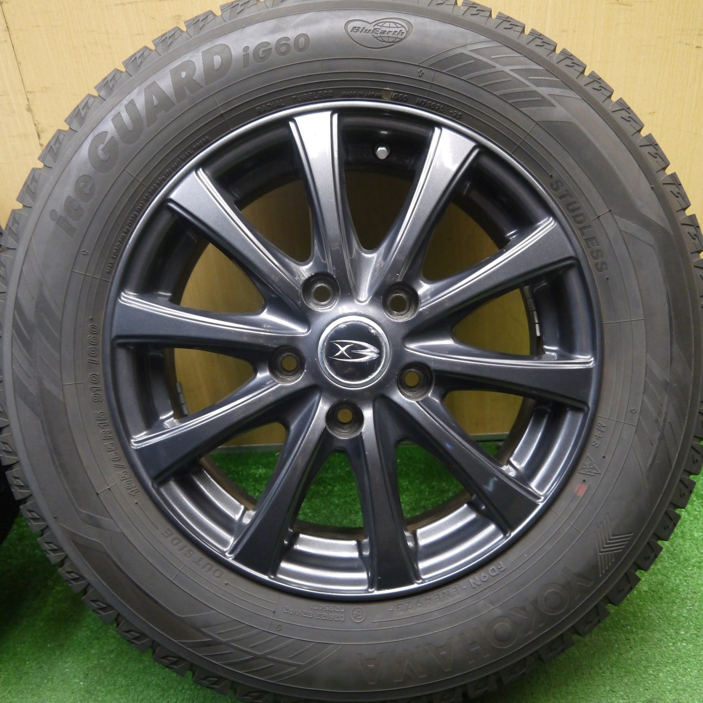 バリ溝！23年！9.5分★スタッドレス 195/65R15 ヨコハマ アイスガード iG60 Exsteer エクスター 15インチ PCD114.3/5H★6030201Hス