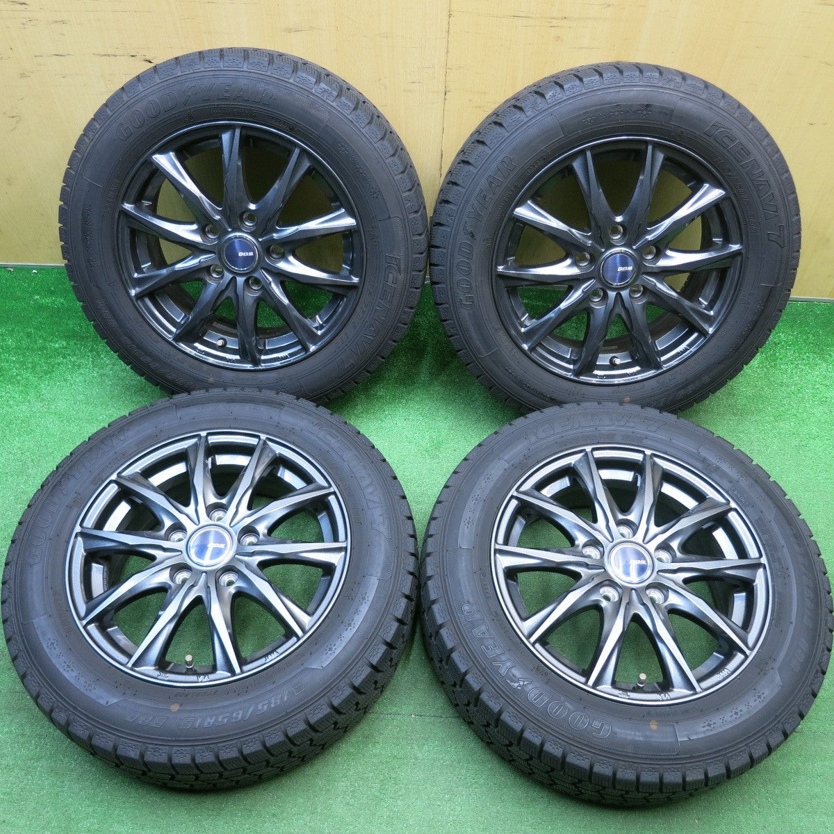 バリ溝！23年！キレイ！9.5分★スタッドレス 185/65R15 グッドイヤー アイスナビ7 D.O.S. DOS 15インチ PCD114.3/5H★6011710HAス