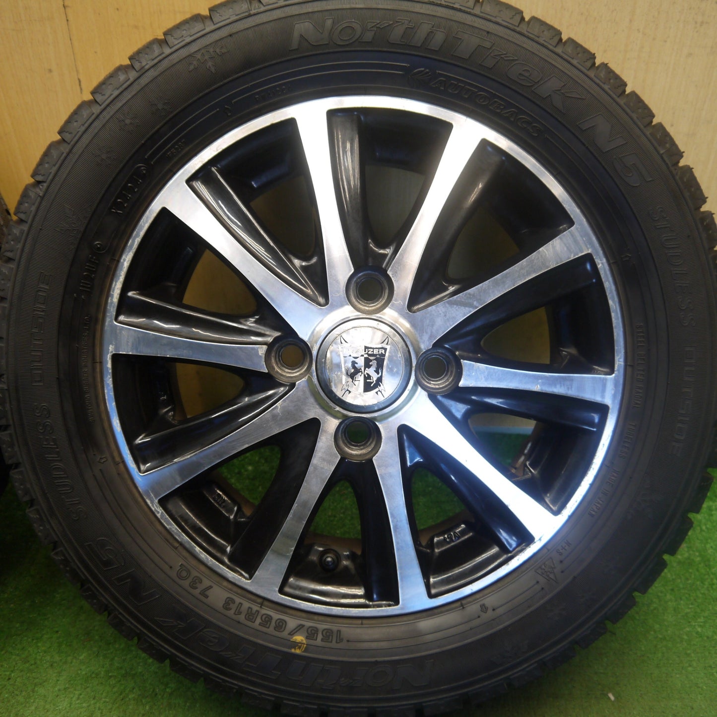 バリ溝！24年！9.5分以上◎スタッドレス 155/65R13 オートバックス ノーストレック N5 PRAUZER プラウザー 13インチ PCD100/4H◎6080706Hス