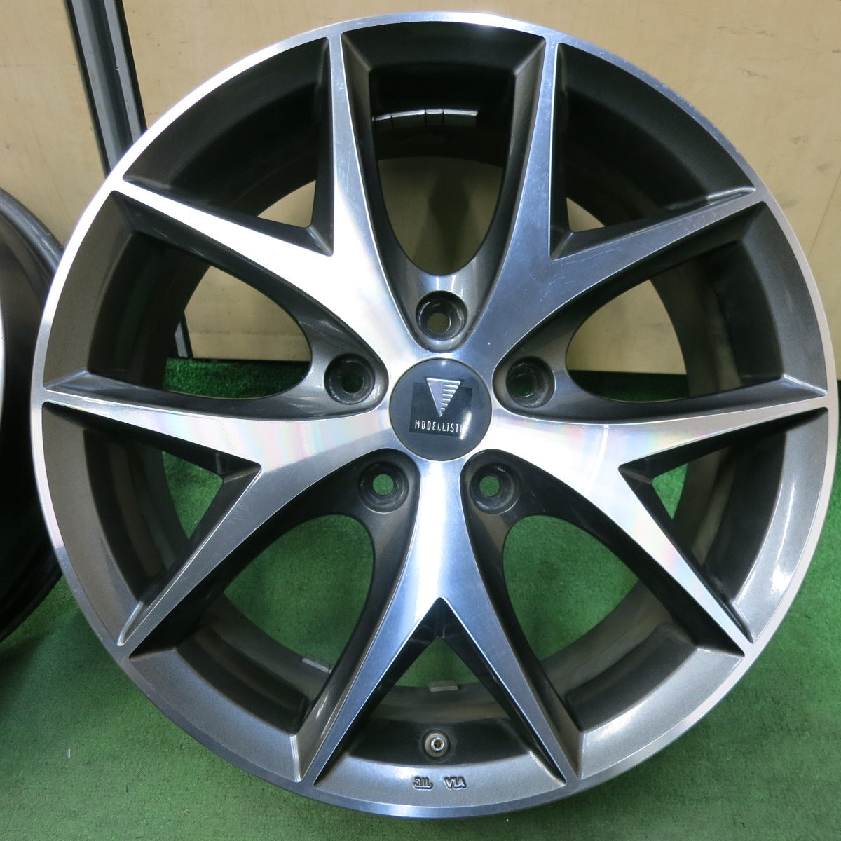 キレイ★MODELLISTA WingDancer3 17インチ ホイール モデリスタ ウイングダンサー3 17×6.5J PCD114.3/5H★5070415SYホ