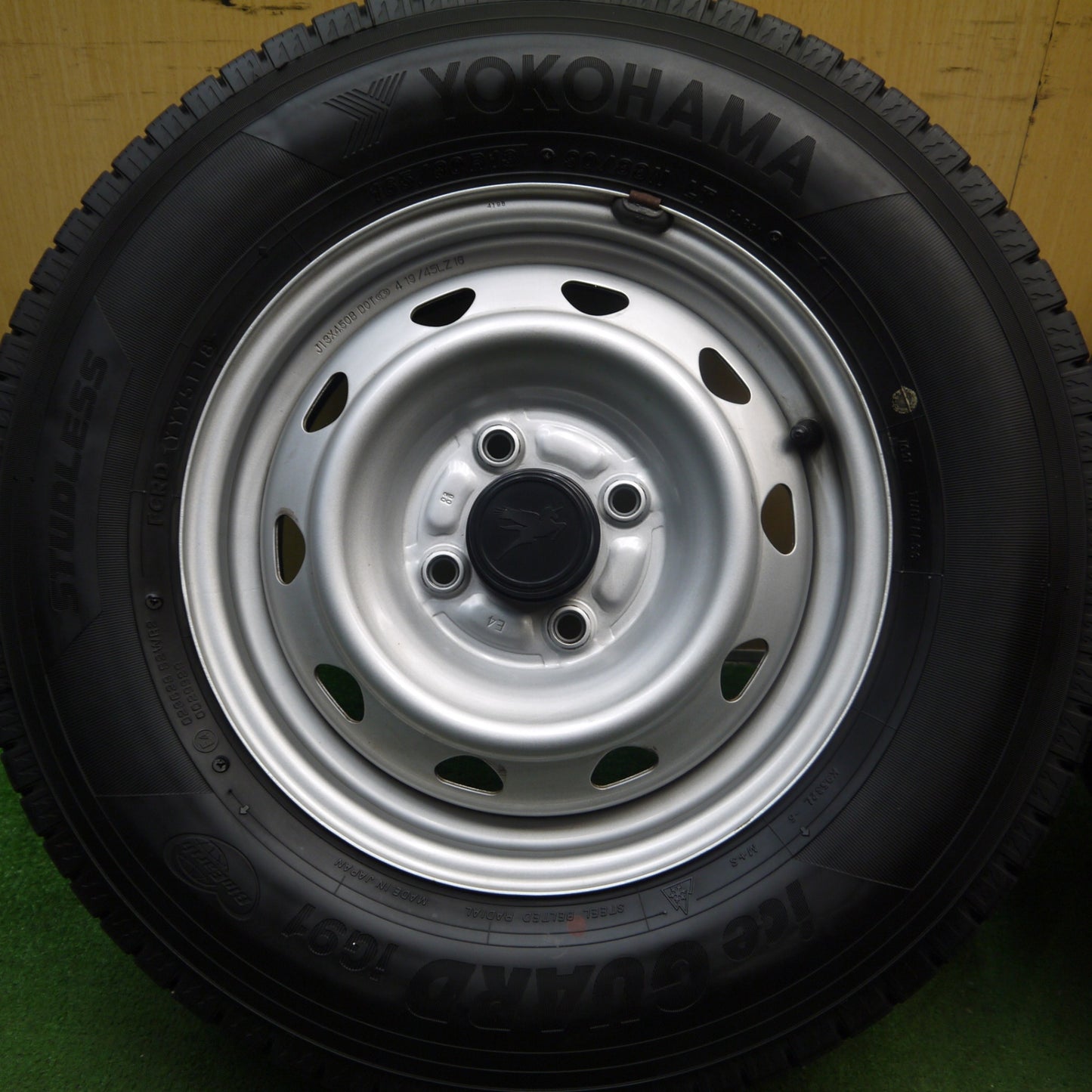 バリ溝！キレイ！9.5分★スタッドレス 165/80R13 90/88N ヨコハマ アイスガード iG91 スチール ホイール 13インチ PCD100/4H★5091202Hス