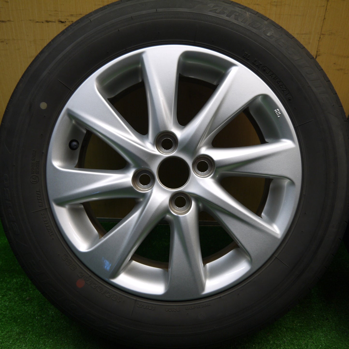 キレイ！21年★トヨタ アクア 純正 185/65R15 ブリヂストン エコピア EP150 15インチ PCD100/4H★5110703Hノ