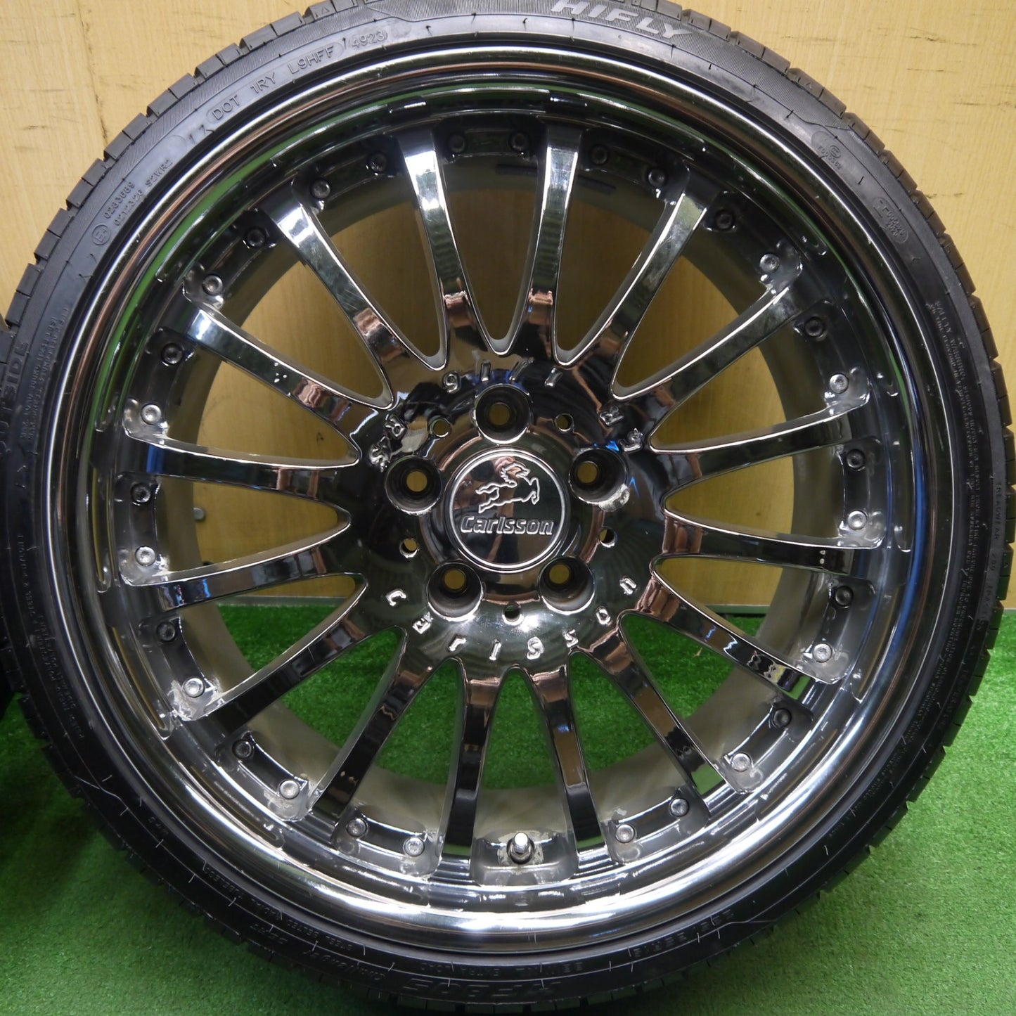 バリ溝！23年！9分★Carlsson CR 1/16 RS 225/35R19 235/35R19 ピレリ PZERO ハイフライ HF805 ミネルバ F205 カールソン 19インチ PCD114.3/5H★5051211Hノ