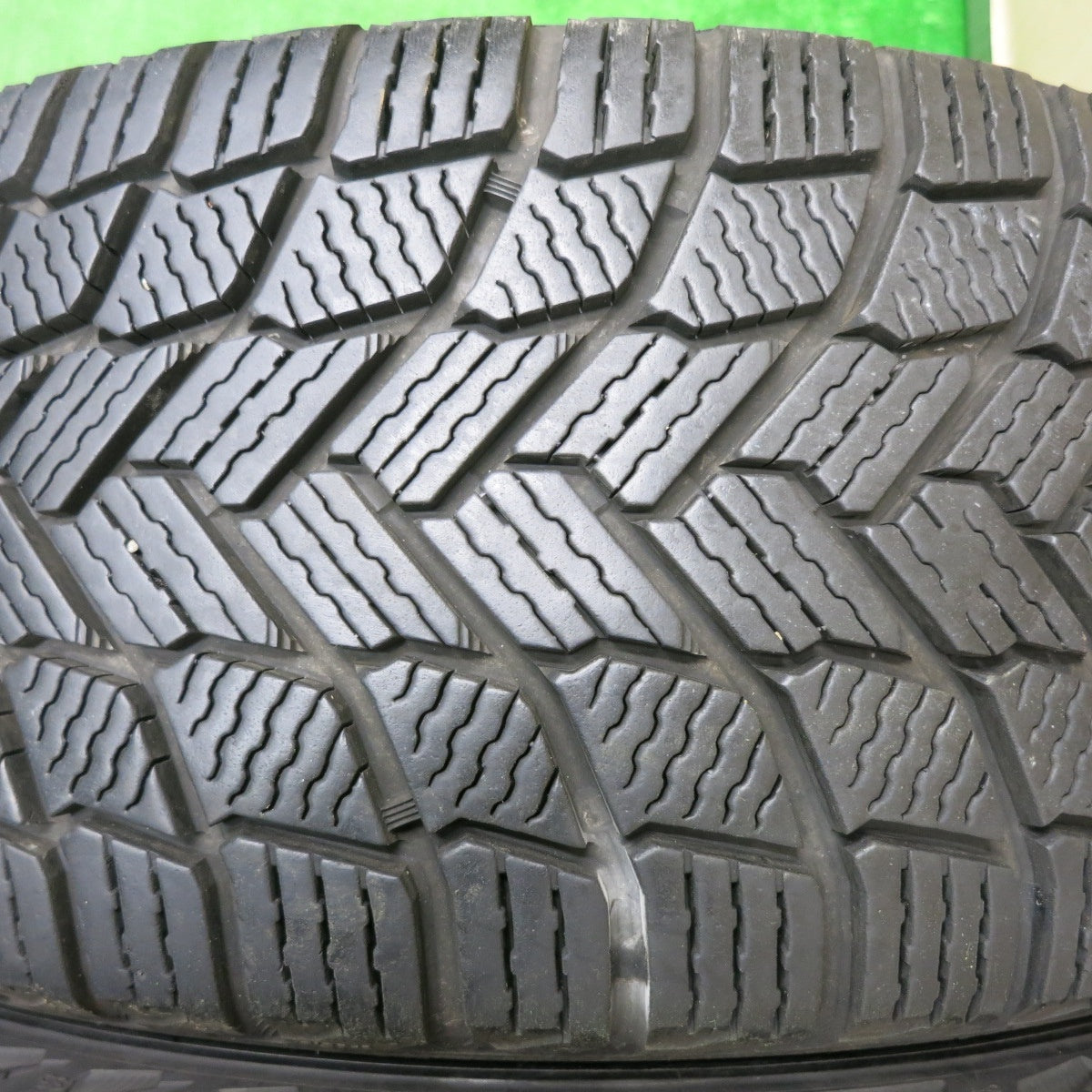 [送料無料] バリ溝！22年！9分★ボルボ 等 IRVINE F01 205/50R17 スタッドレス ミシュラン X-ICE SNOW アーヴィン 17インチ PCD108/5H★4112205NJス