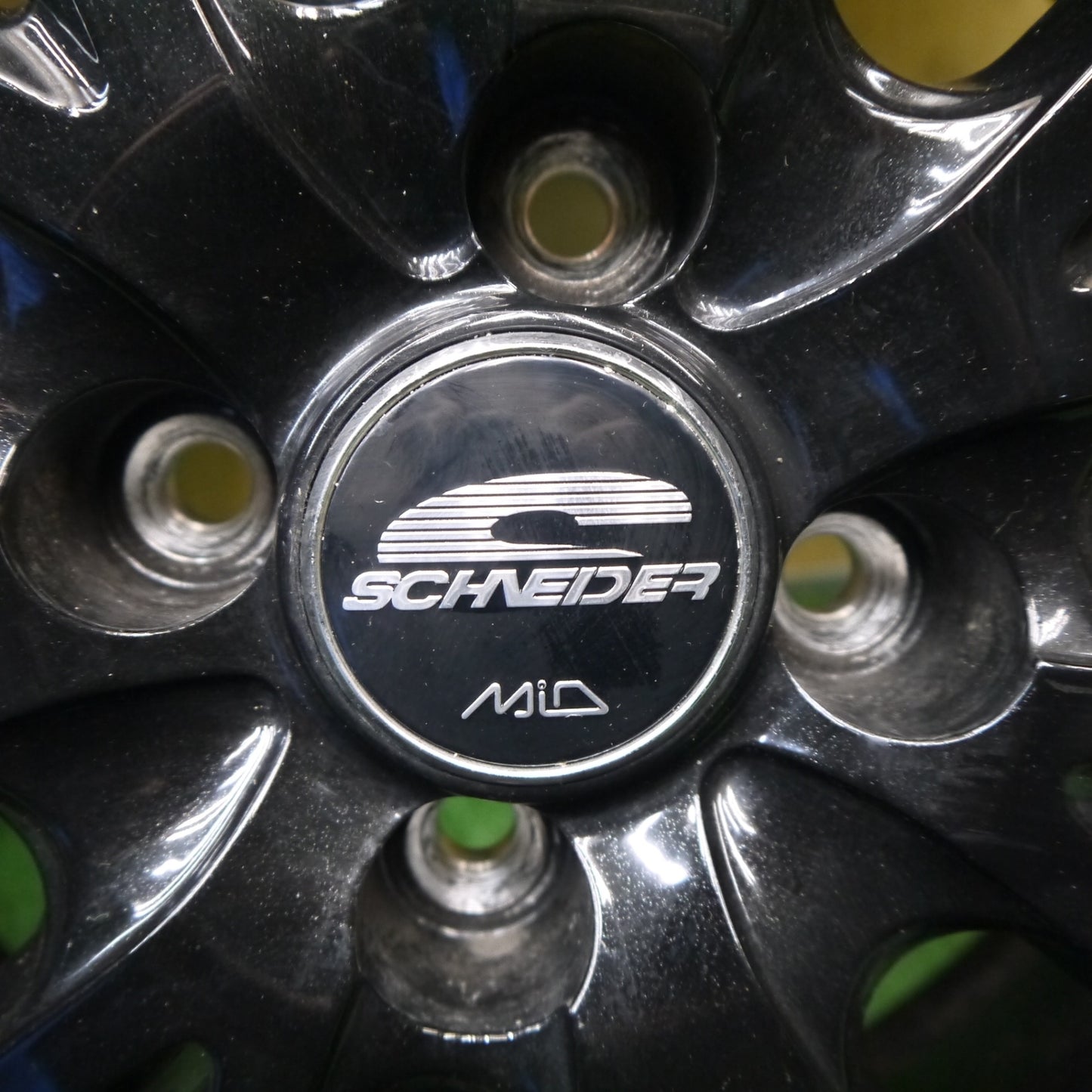 バリ溝！23年！キレイ！9.5分★スタッドレス 195/65R15 ヨコハマ アイスガード iG70 SCHNEIDER シュナイダー 15インチ PCD100/4H★6041508Hス