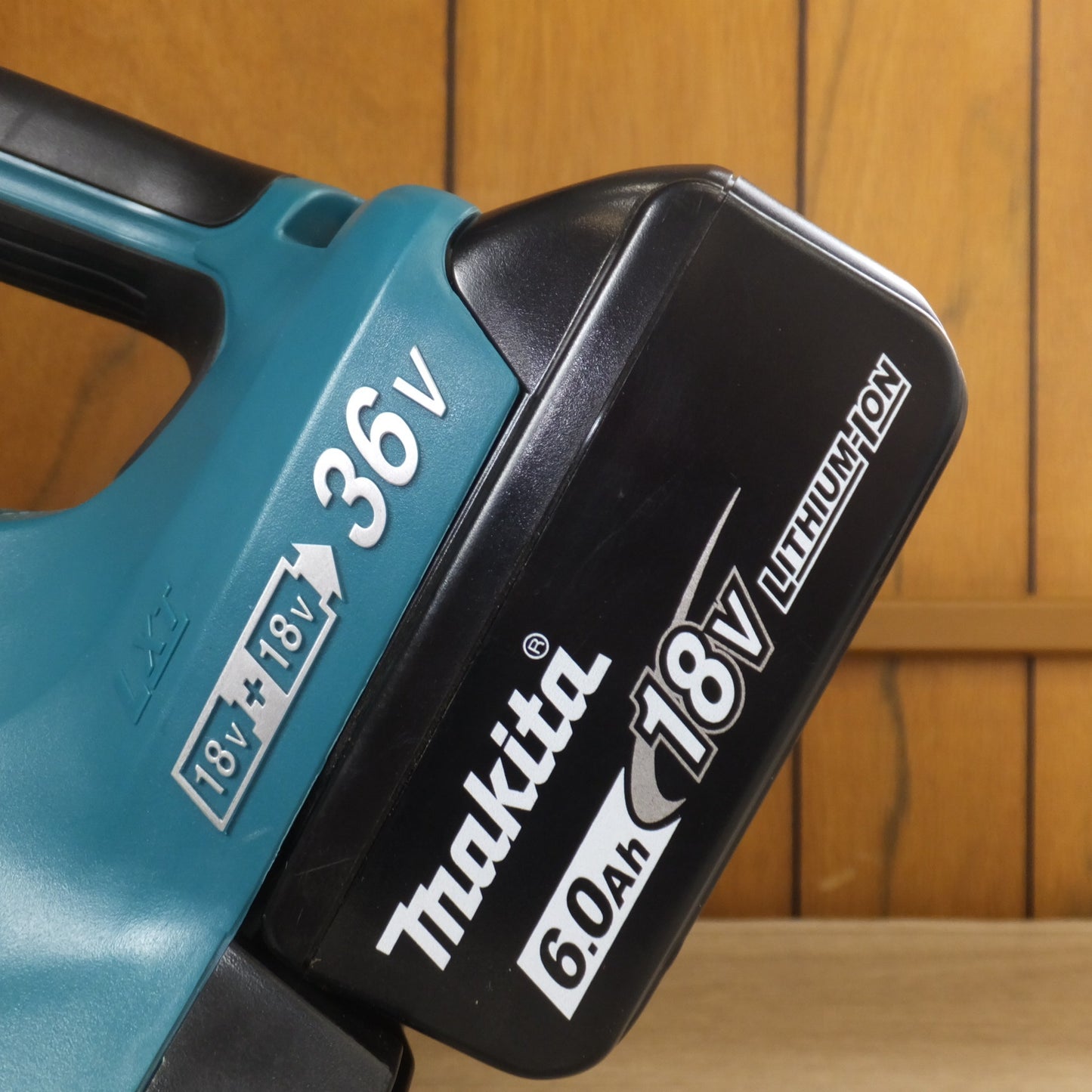 [送料無料] キレイ★マキタ makita 充電式ブロワ MUB362DPG2 36V★