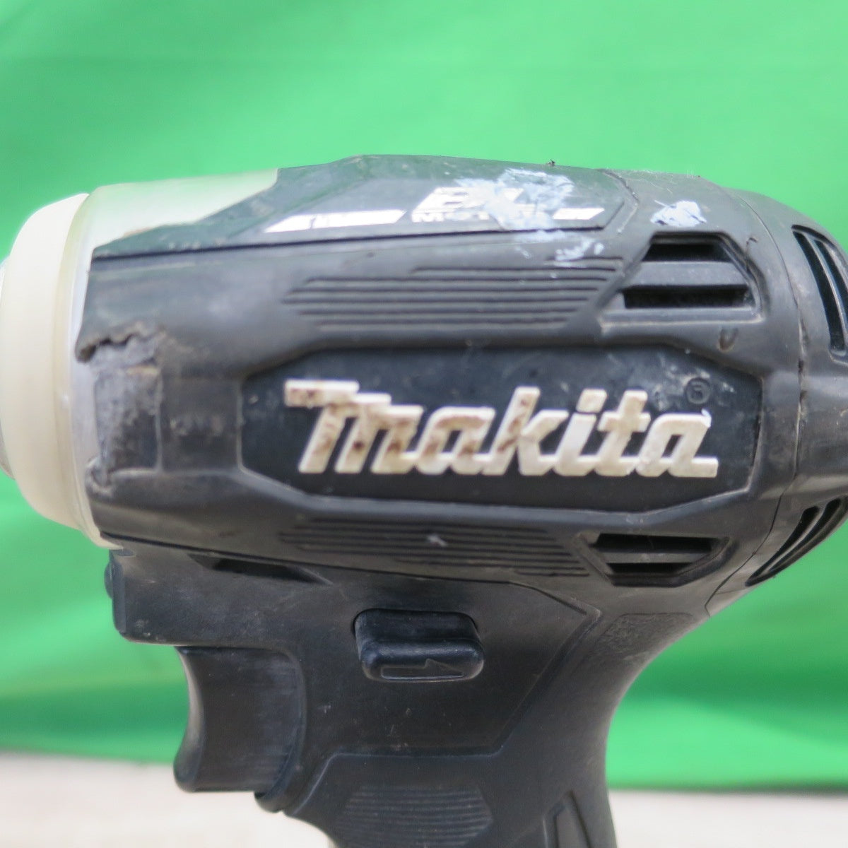 [送料無料] バッテリー2個☆マキタ 18V 充電式 インパクト ドライバ 6.0Ah TD172DRGXB 黒 ケース 充電器 付き 電動 工具☆