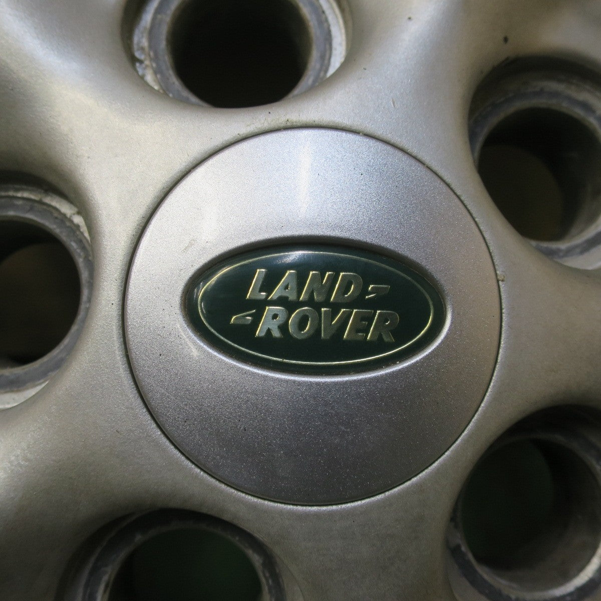 バリ溝！9分◎ランドローバー ディスカバリー 純正 235/70R16 スタッドレス ミシュラン LATITUDE X-ICE 16インチ PCD120.65/5H◎6061204イス