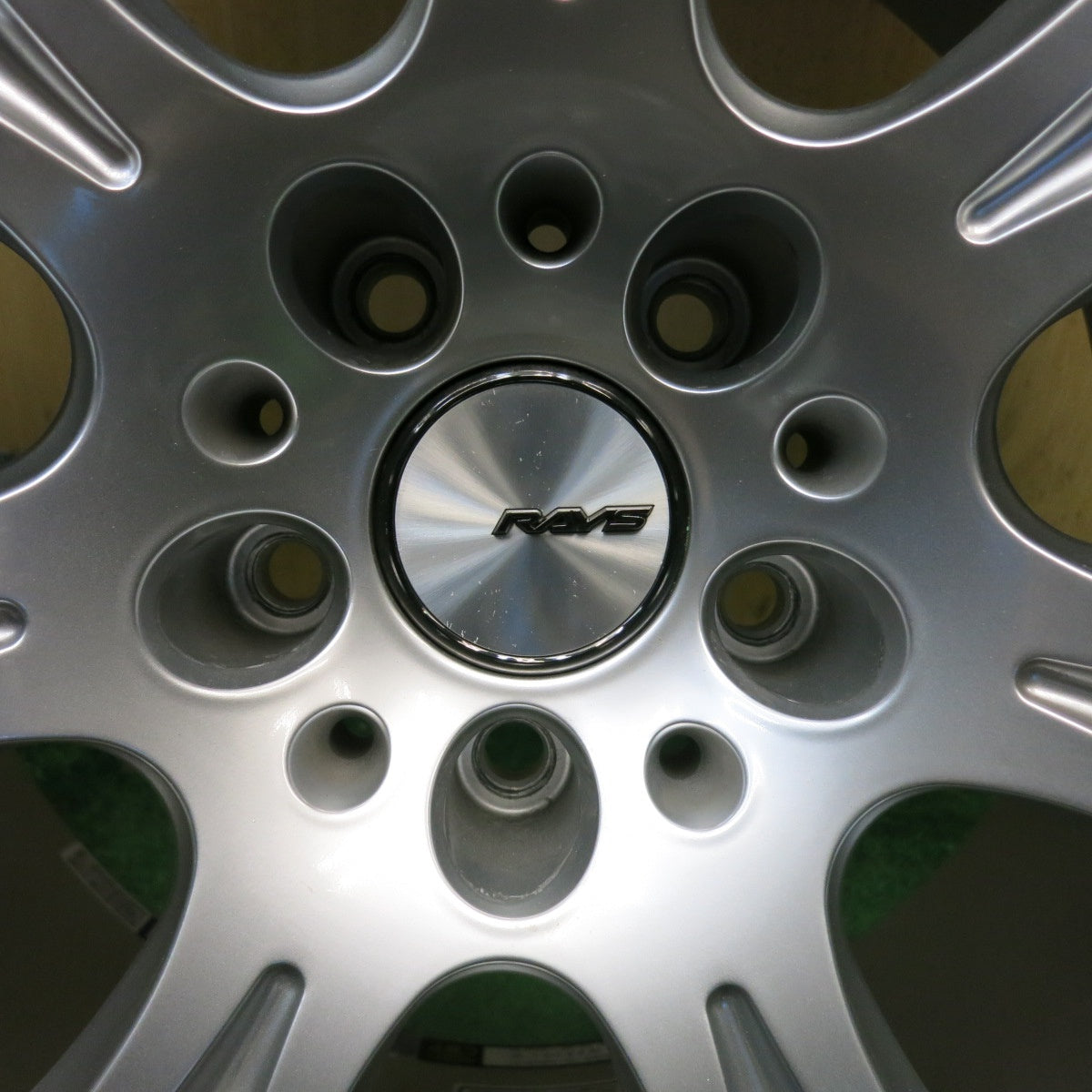 バリ溝！9.5分◎BMW 等 RAYS HOMURA 2X7 245/40R19 スタッドレス ヨコハマ アイスガード iG30 レイズ ホムラ 2×7 19インチ PCD120/5H◎6101103HAス
