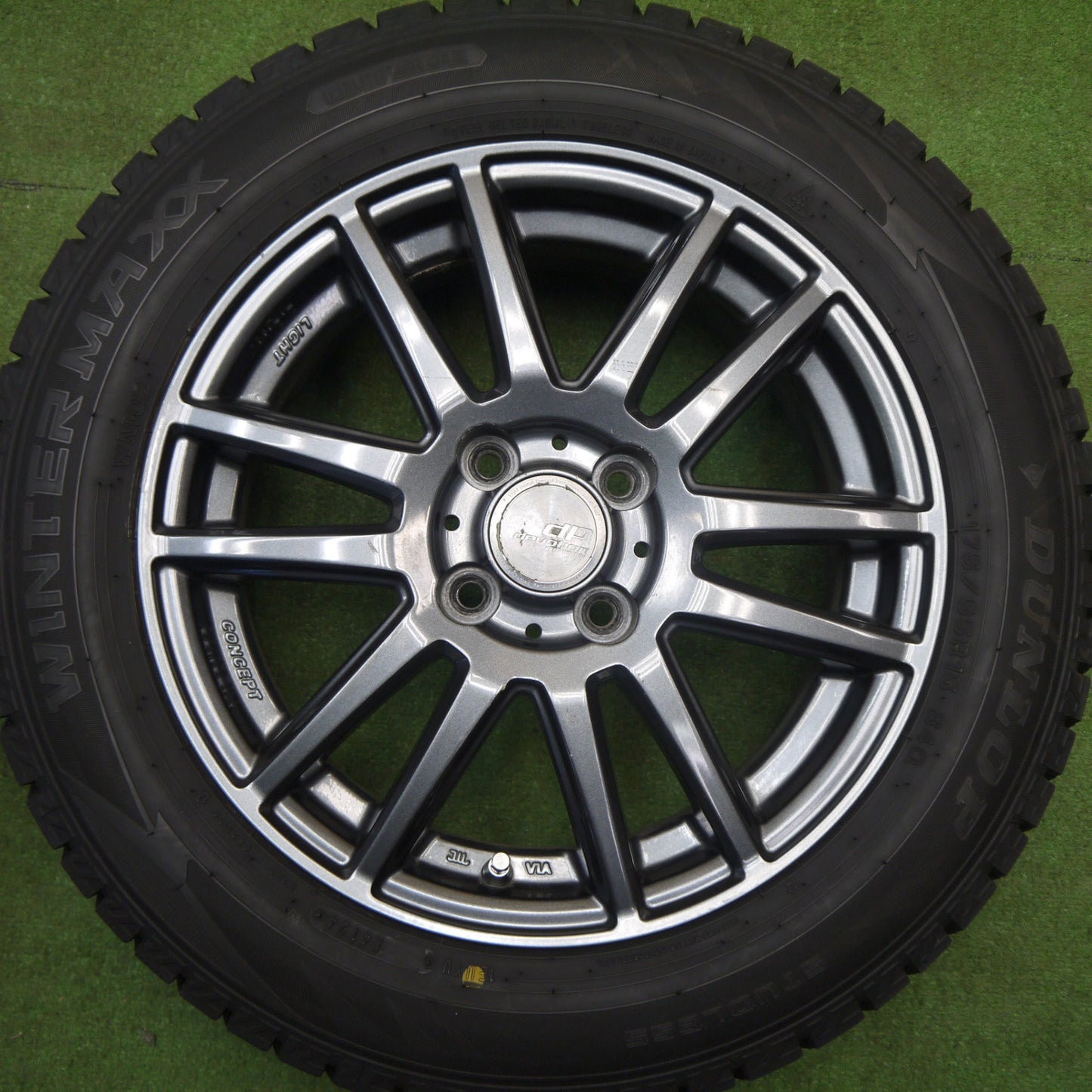 バリ溝！24年！9.5分★スタッドレス 175/65R15 ダンロップ ウインターマックス WM02 dP devotion dPデボーション 15インチ PCD100/4H★6021001Hス