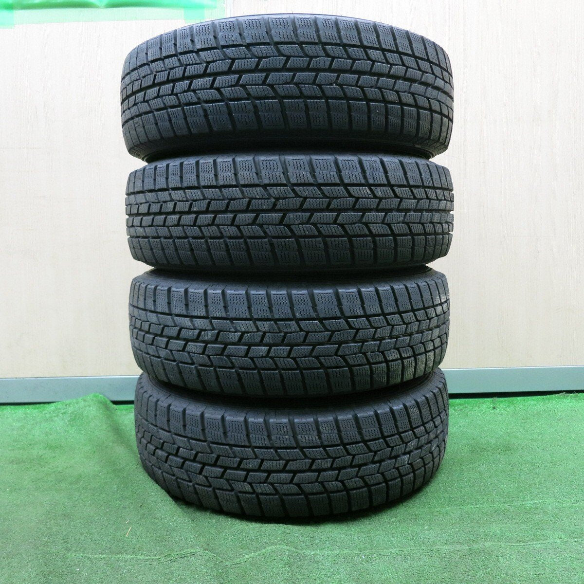 4本価格★スタッドレス 185/70R14 グッドイヤー アイスナビ6 VELVA ヴェルヴァ 14インチ PCD100/4H★4061803NJス