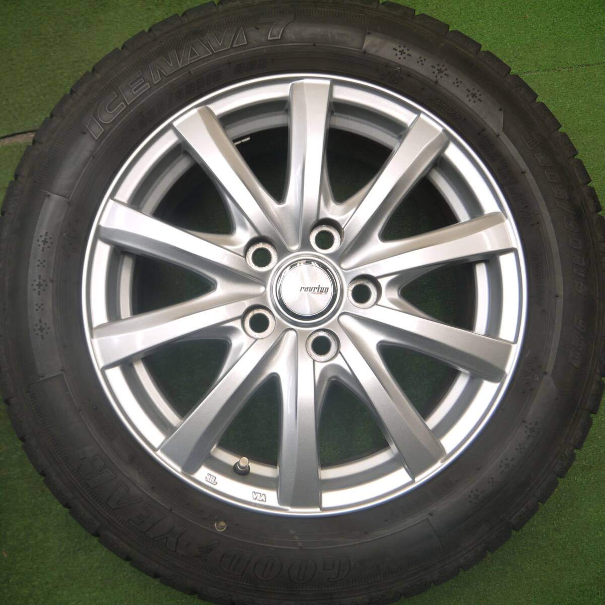 バリ溝！22年！キレイ！9分★スタッドレス 205/60R16 グッドイヤー アイスナビ7 ravrion RS01 ラブリオン 16インチ PCD114.3/5H★5020410Hス