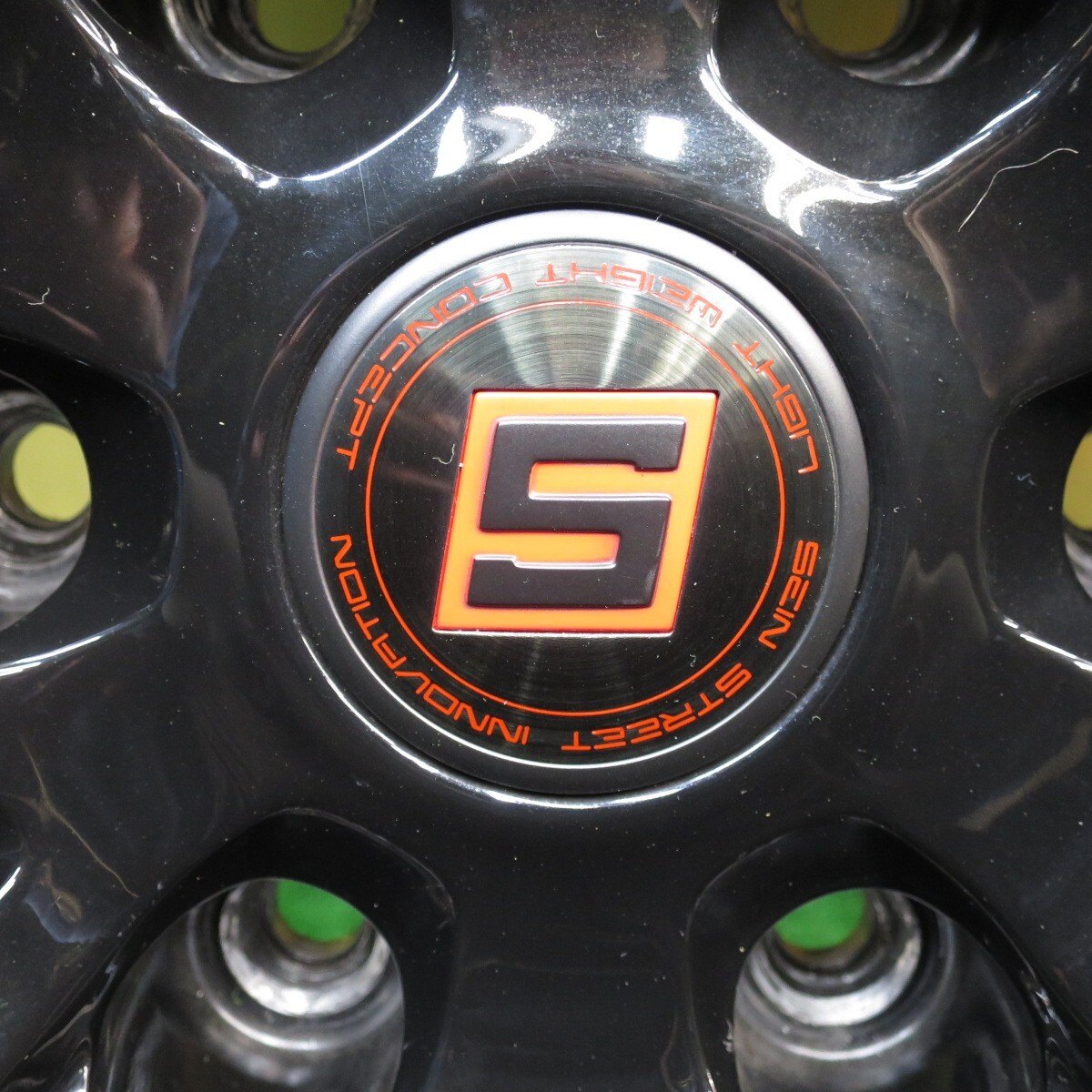 タイヤほぼ未使用！21年！キレイ★スタッドレス 265/65R17 グッドイヤー アイスナビ SUV SEIN ザイン 17インチ PCD139.7/6H★5040702KKス