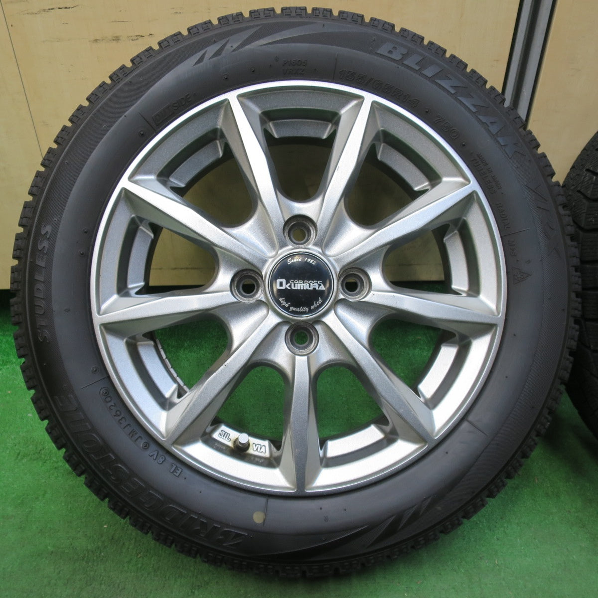 [送料無料] 4本価格！20年★スタッドレス 155/65R14 ブリヂストン ブリザック VRX CAR DOCK OKUMURA 14インチ PCD100/4H★4112003イス