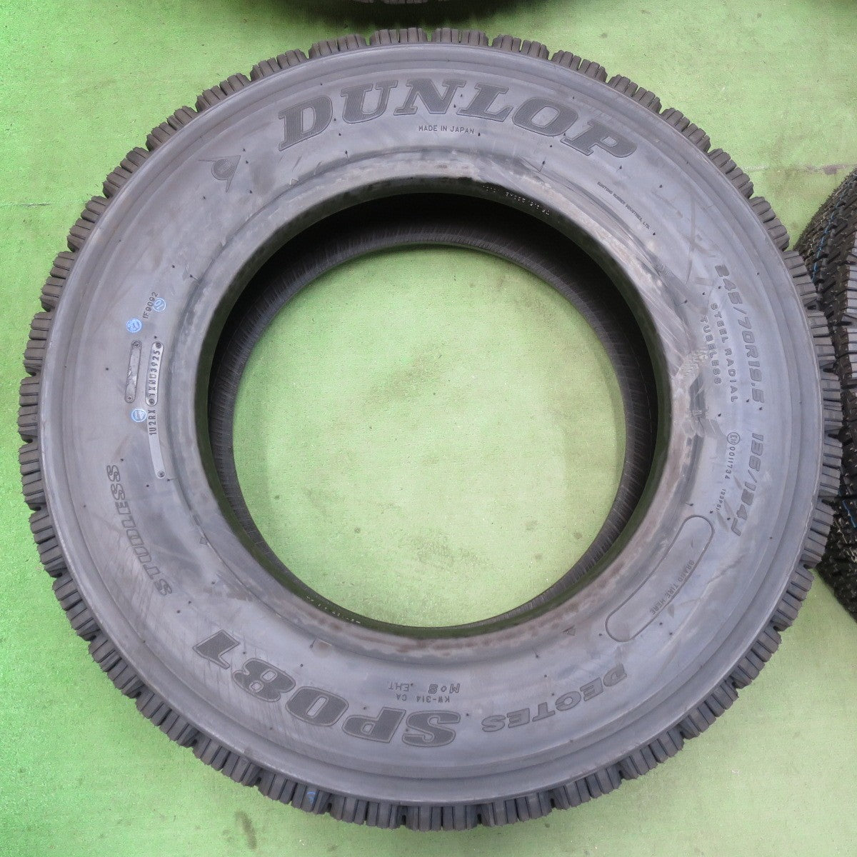 未使用！25年★トラック タイヤ 245/70R19.5 136/134J スタッドレス ダンロップ デクテス SP081 DECTES 19.5インチ★5122202イスタ