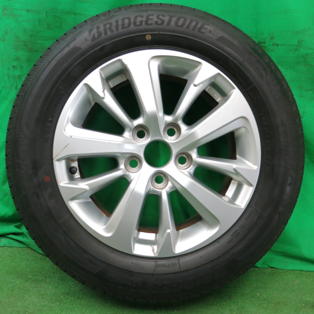 *送料無料* バリ溝！21年！9分★トヨタ ヤリスクロス 純正 205/65R16 ブリヂストン トランザ T005A 16インチ PCD114.3/5H★4052407ナノ