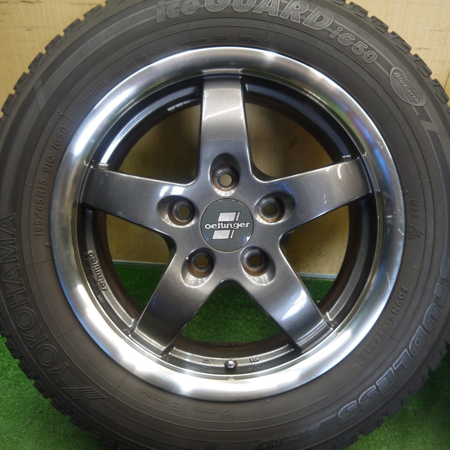 バリ溝！8.5分★ワーゲン アウディ 等 Oettinger TYPE RE2 195/65R15 スタッドレス ヨコハマ アイスガード iG50 エッティンガー 15インチ PCD112/5H★6052706Hス
