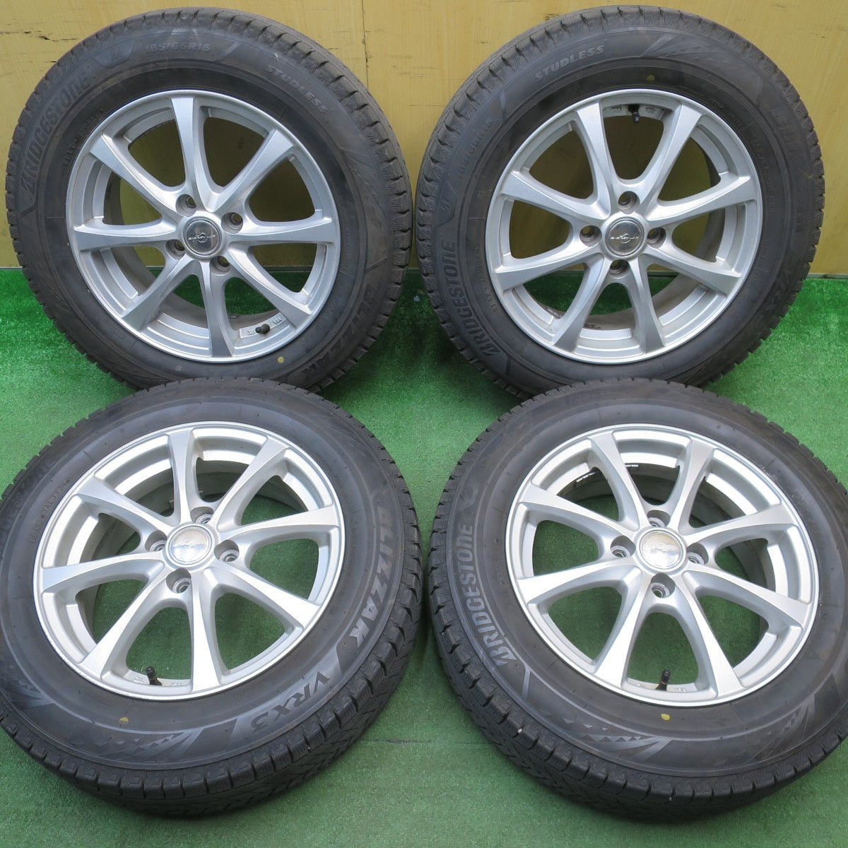 バリ溝！24年！8.5分★スタッドレス 185/65R15 ブリヂストン ブリザック VRX3 ENERGY LINE エナジーライン 15インチ PCD100/4H★6021002NJス