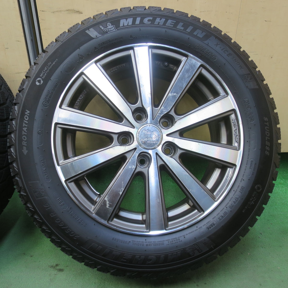 バリ溝！25年！ほぼ10分◎スタッドレス 205/60R16 ミシュラン X-ICE SNOW SMACK ENKEI スマック エンケイ 16インチ PCD114.3/5H◎6080508IMス