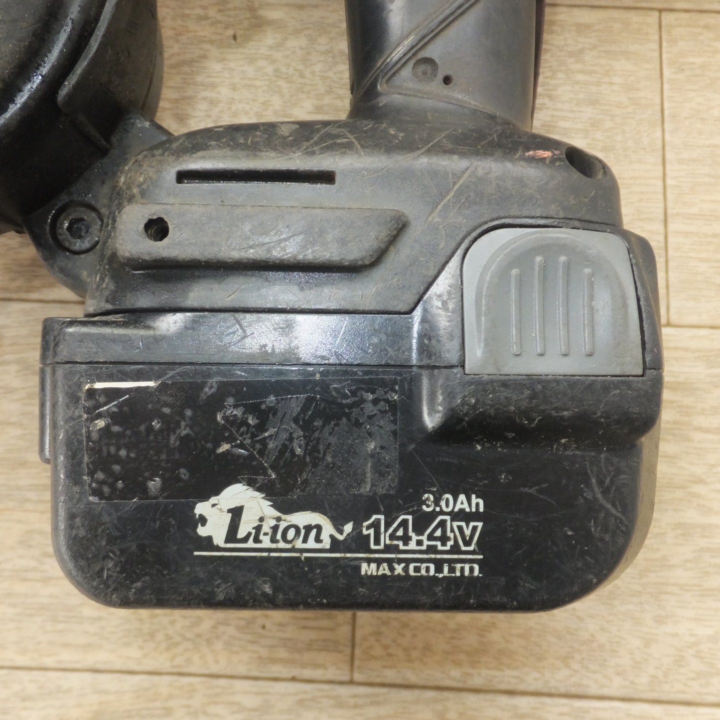 [送料無料] ★マックス MAX 鉄筋結束機 リバータイア ツインタイア TWINTIER RB-440T RB90670 14.4V(2)★