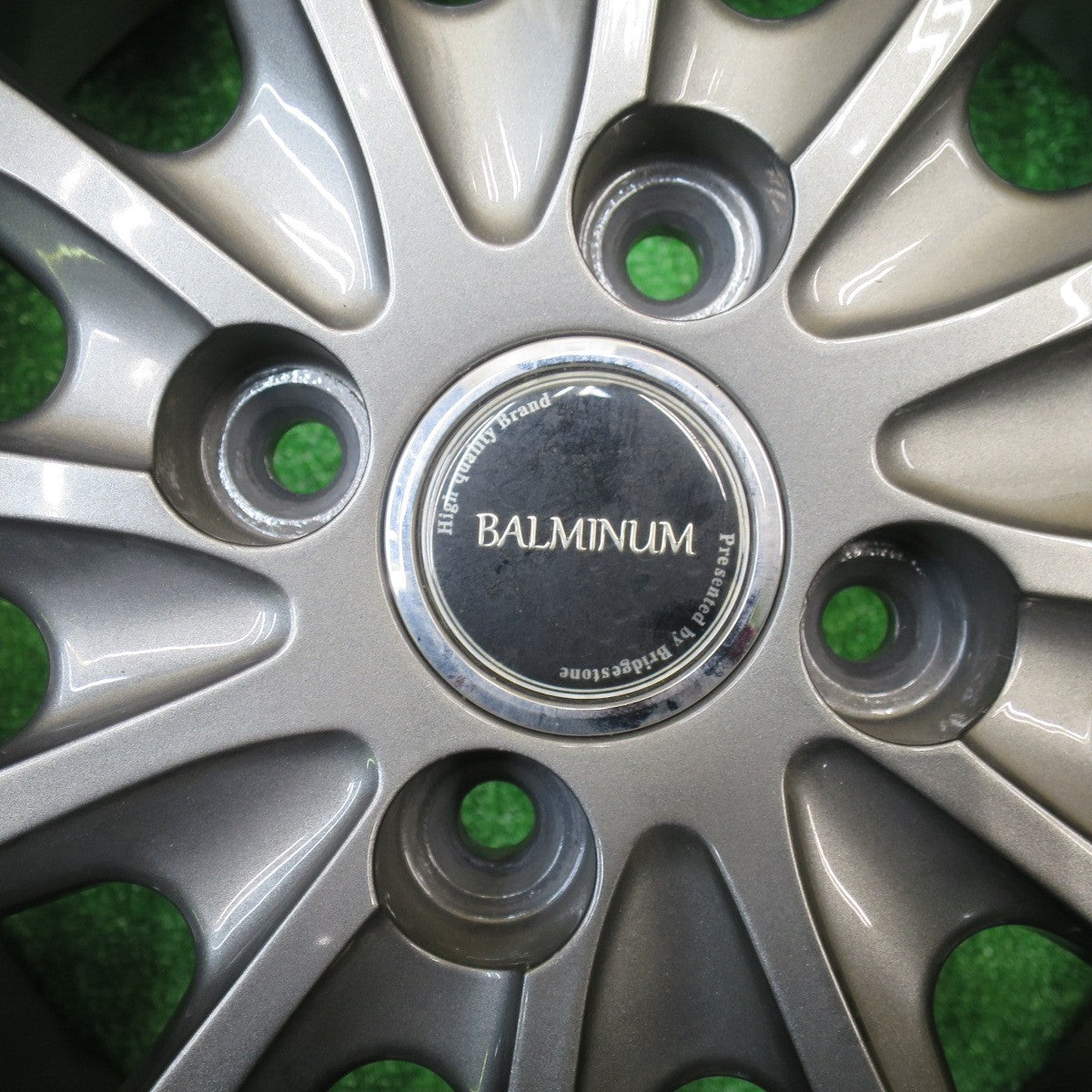 バリ溝！23年！キレイ！9分★スタッドレス 185/60R16 ブリヂストン ブリザック VRX2 BALMINUM バルミナ 16インチ PCD100/4H★5100806NJス