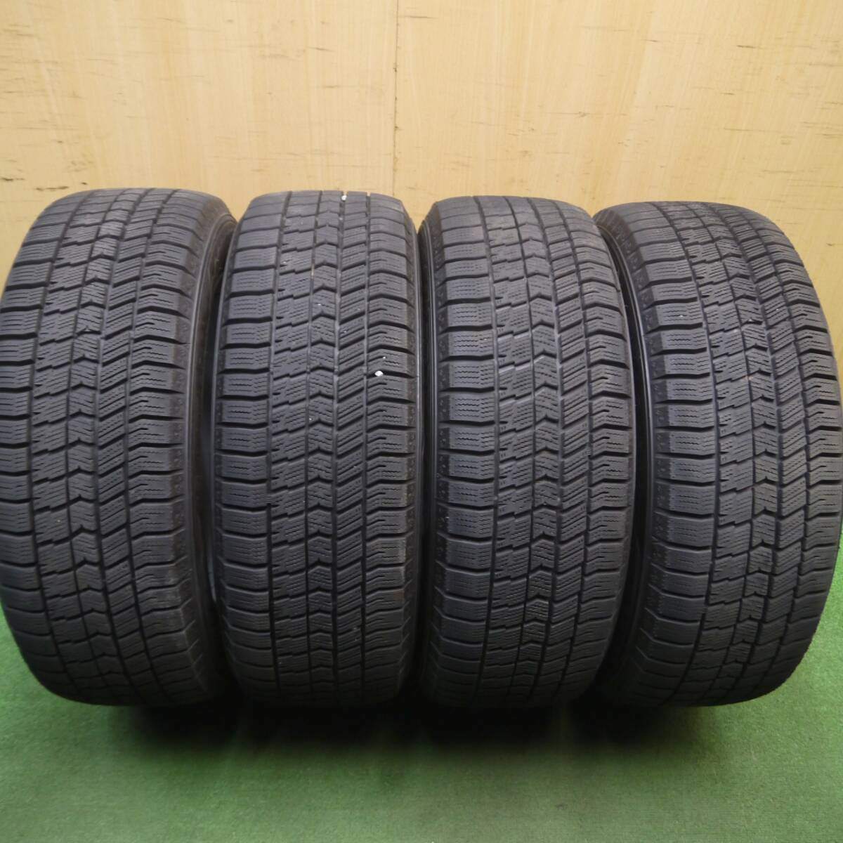 バリ溝！22年！キレイ！9.5分★プリウス 等 205/55R16 スタッドレス グッドイヤー アイスナビ8 ravrion RS01 ラブリオン 16インチ PCD100/5H★5030303Hス